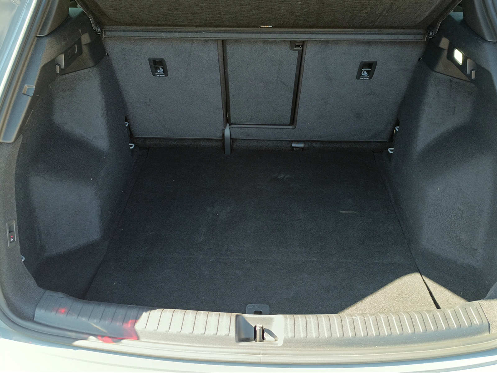 AUDI Audi Q4 45 e-tron Quattro S-Line / TOP Ausrüstung / CH-Modell Werksgarantie + Gratisservice-image-6