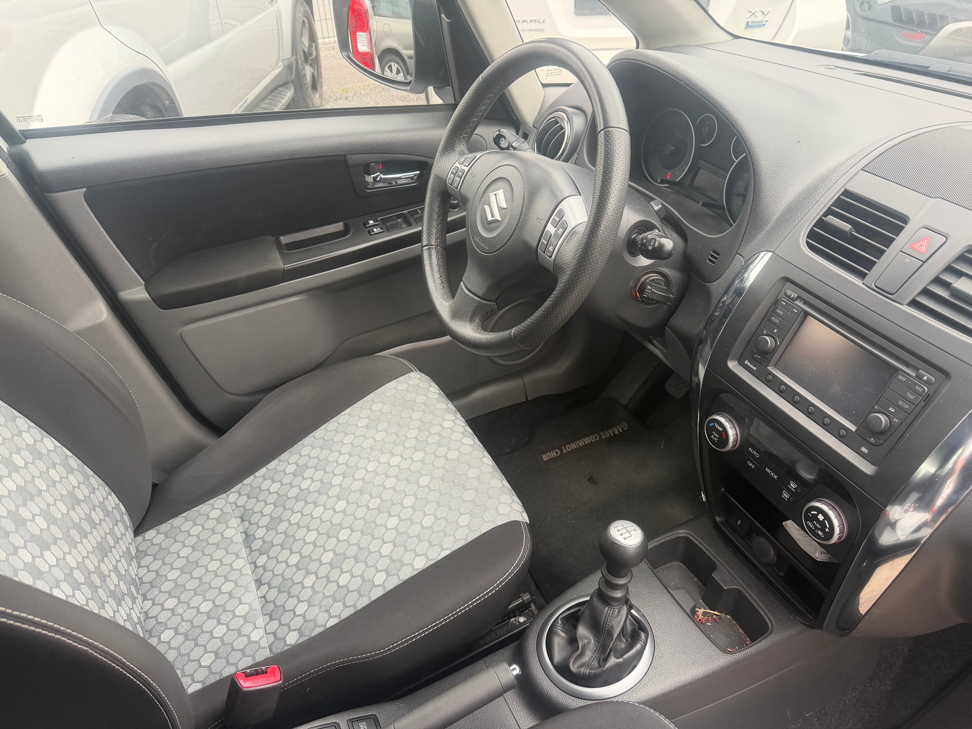 SUZUKI SX4 2.0 TD GL Top 4WD-image-4