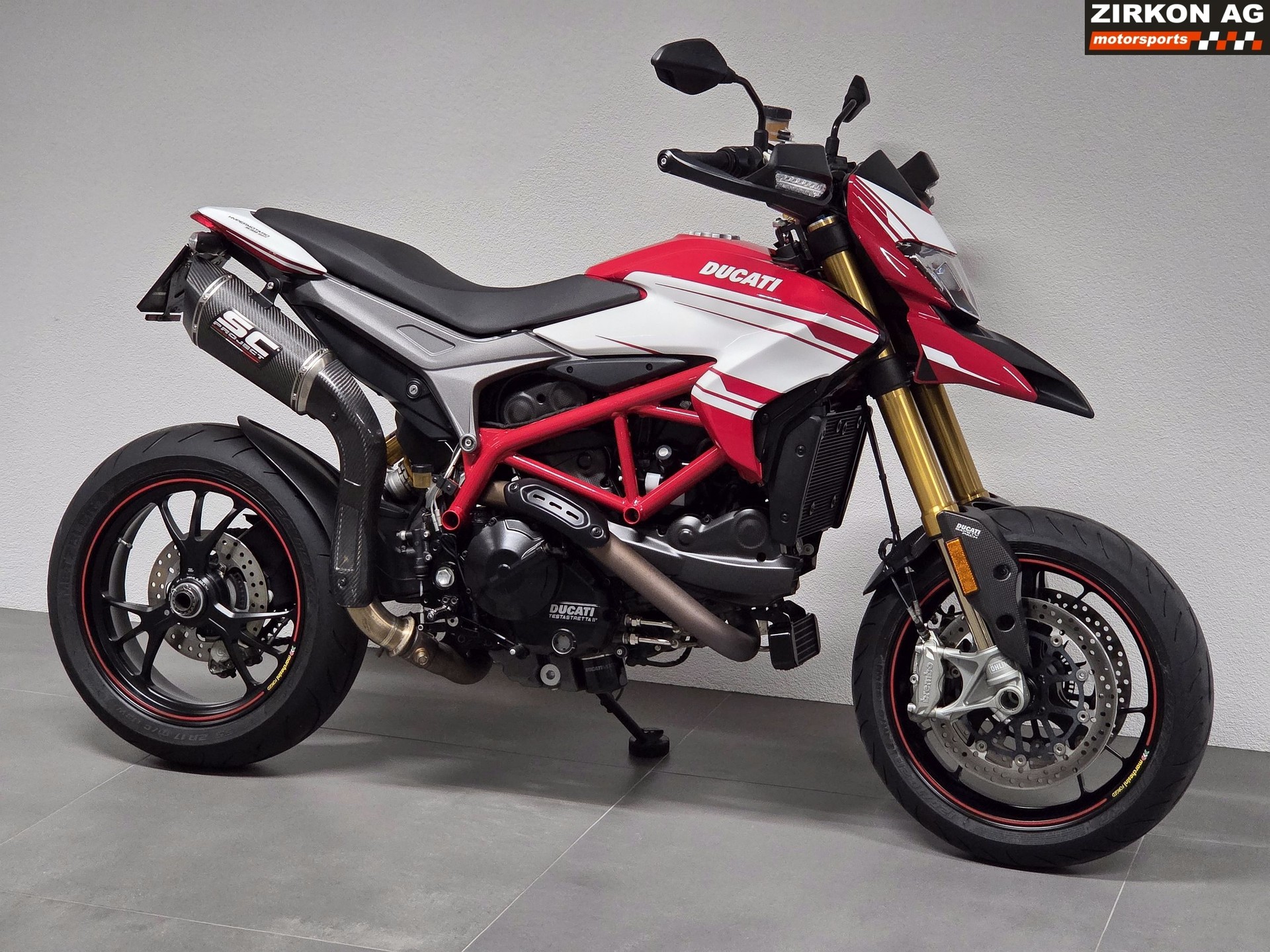 DUCATI Hypermotard 939 SP-showroom-element-1