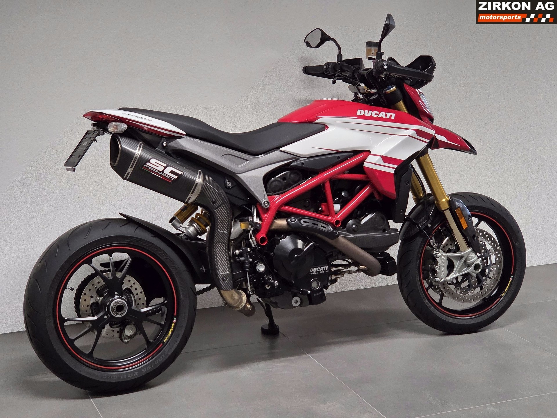 DUCATI Hypermotard 939 SP-showroom-element-3