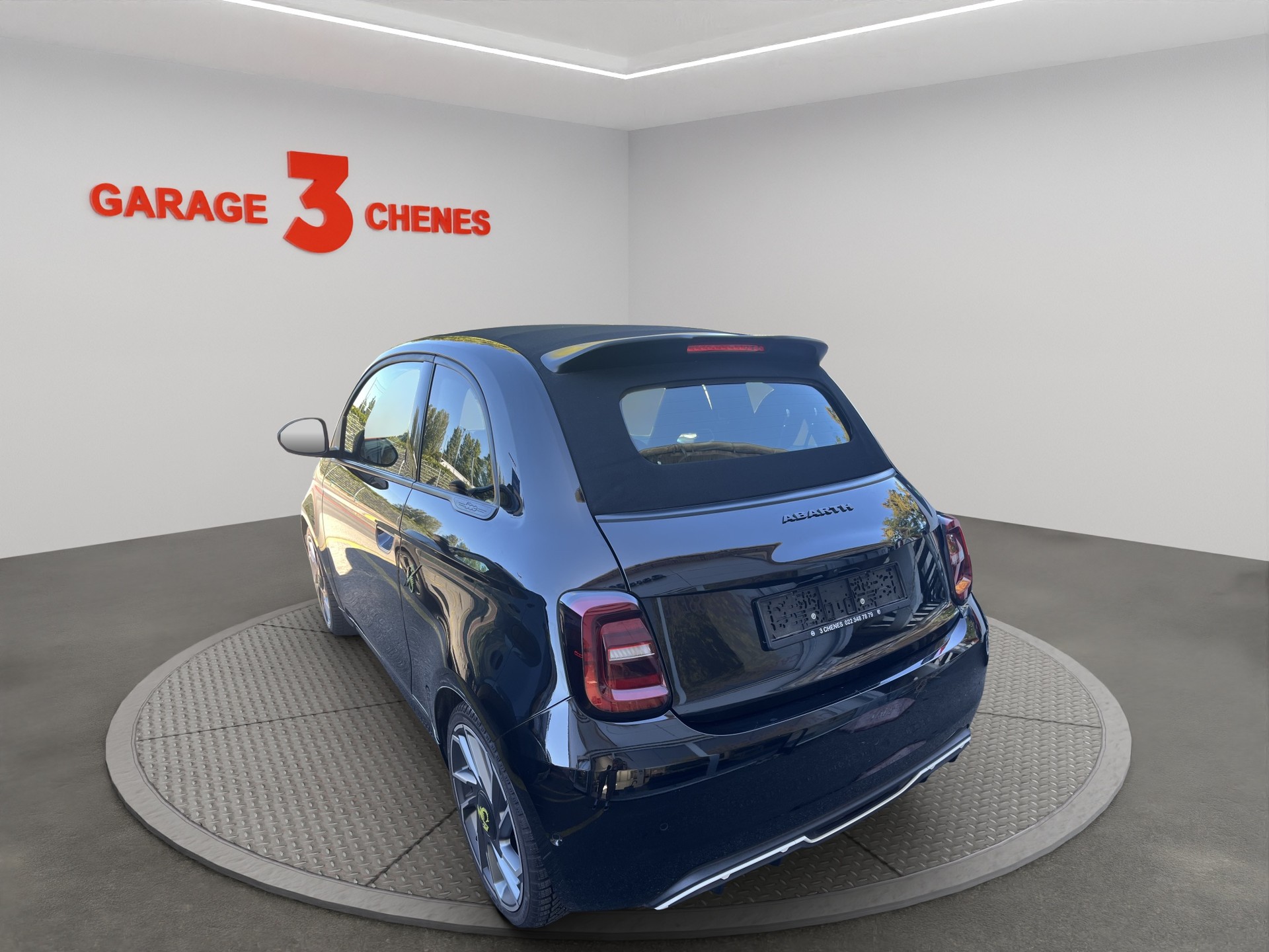 FIAT Abarth Cabrio 500e Turismo-image-3