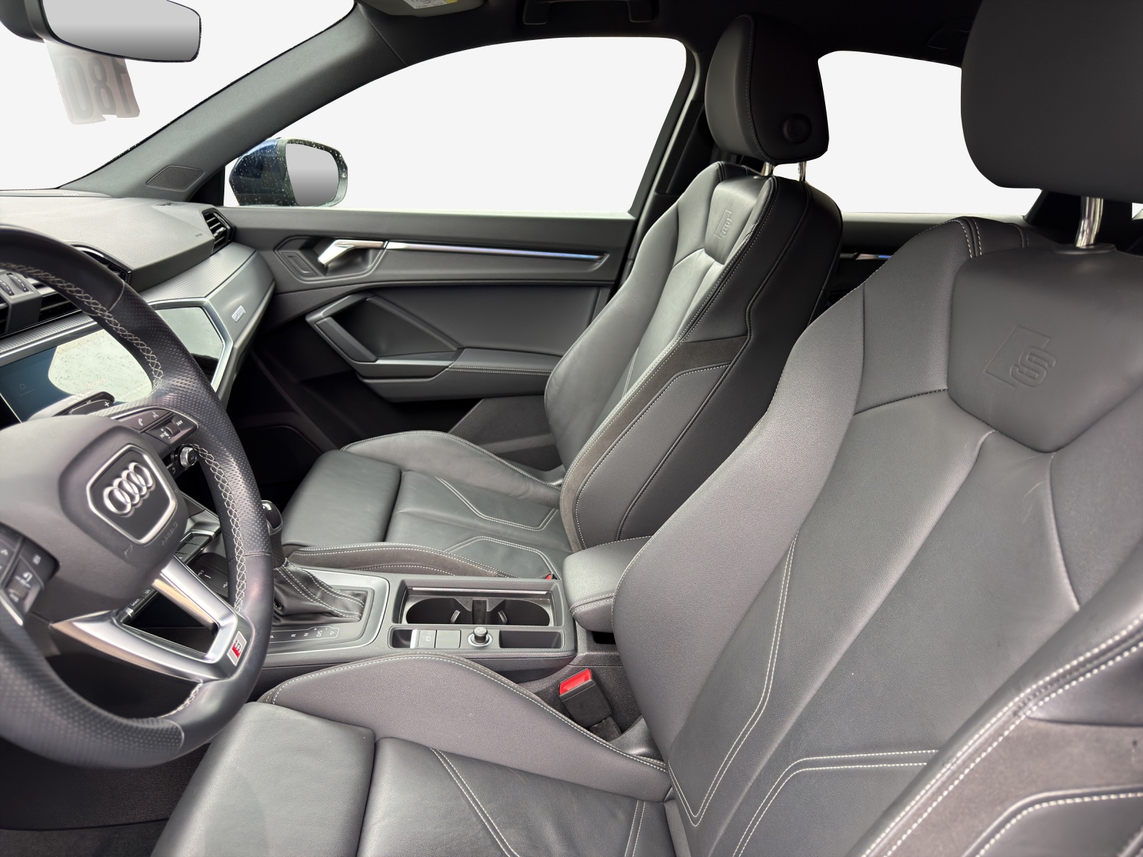 AUDI Q3 Sportback 35 TFSI S line Attraction S-tronic-image-7