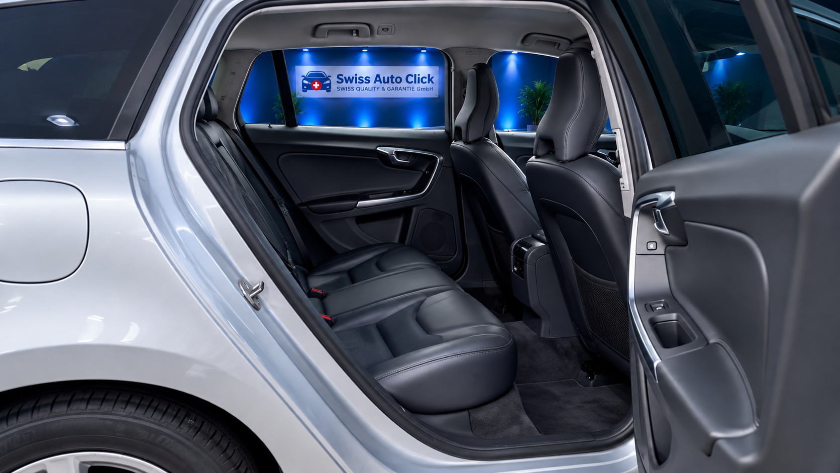 VOLVO V60 D5 AWD Geartronic-image-9