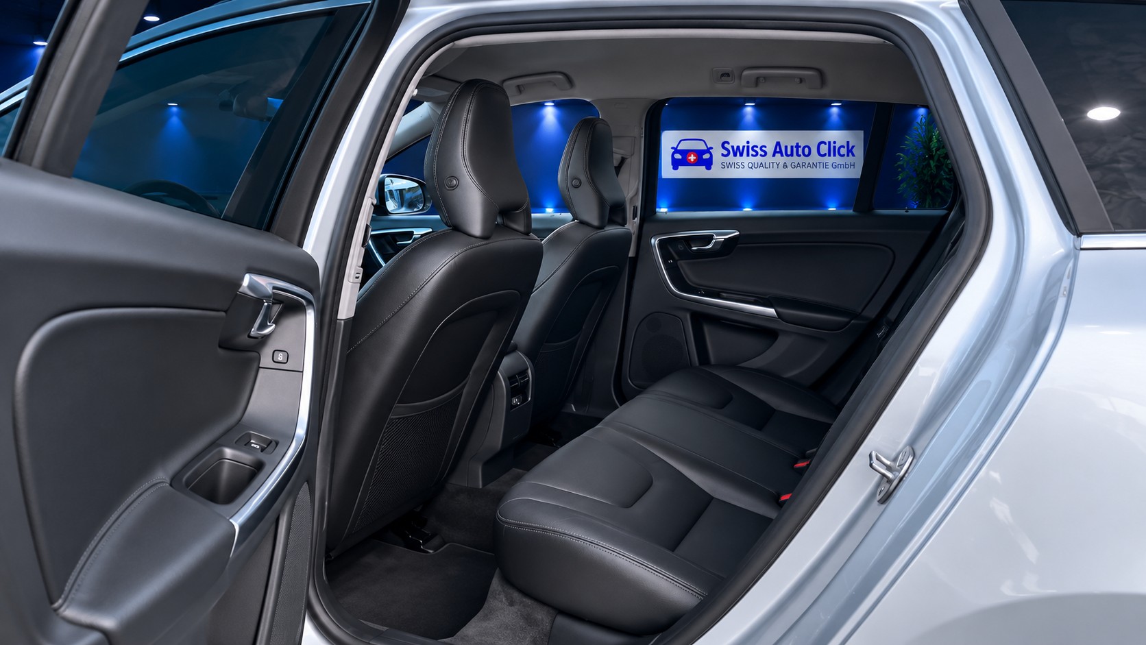 VOLVO V60 D5 AWD Geartronic-image-8