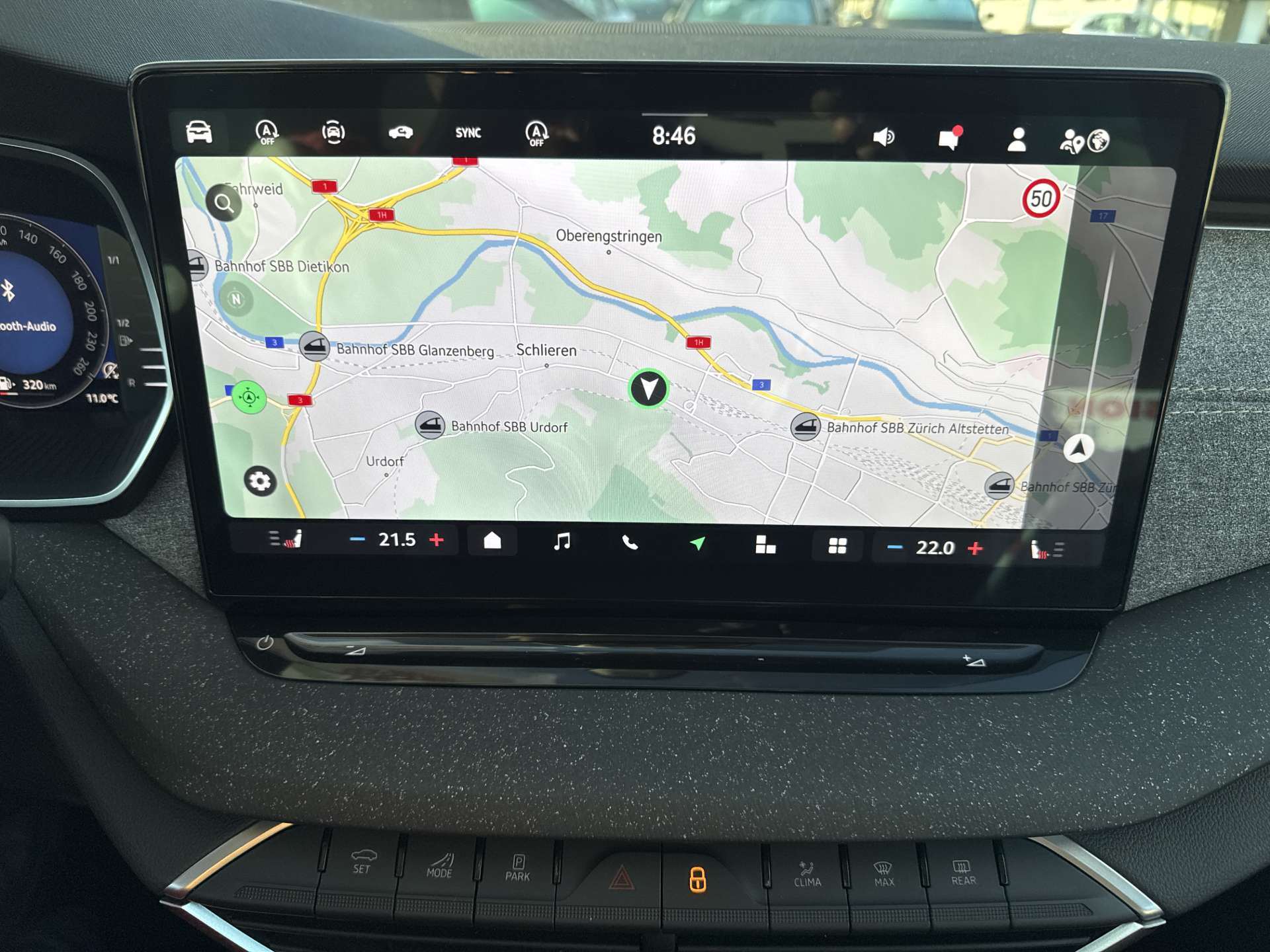SKODA Octavia Combi 2.0 TDi Selection Tour DSG-Automat-image-1