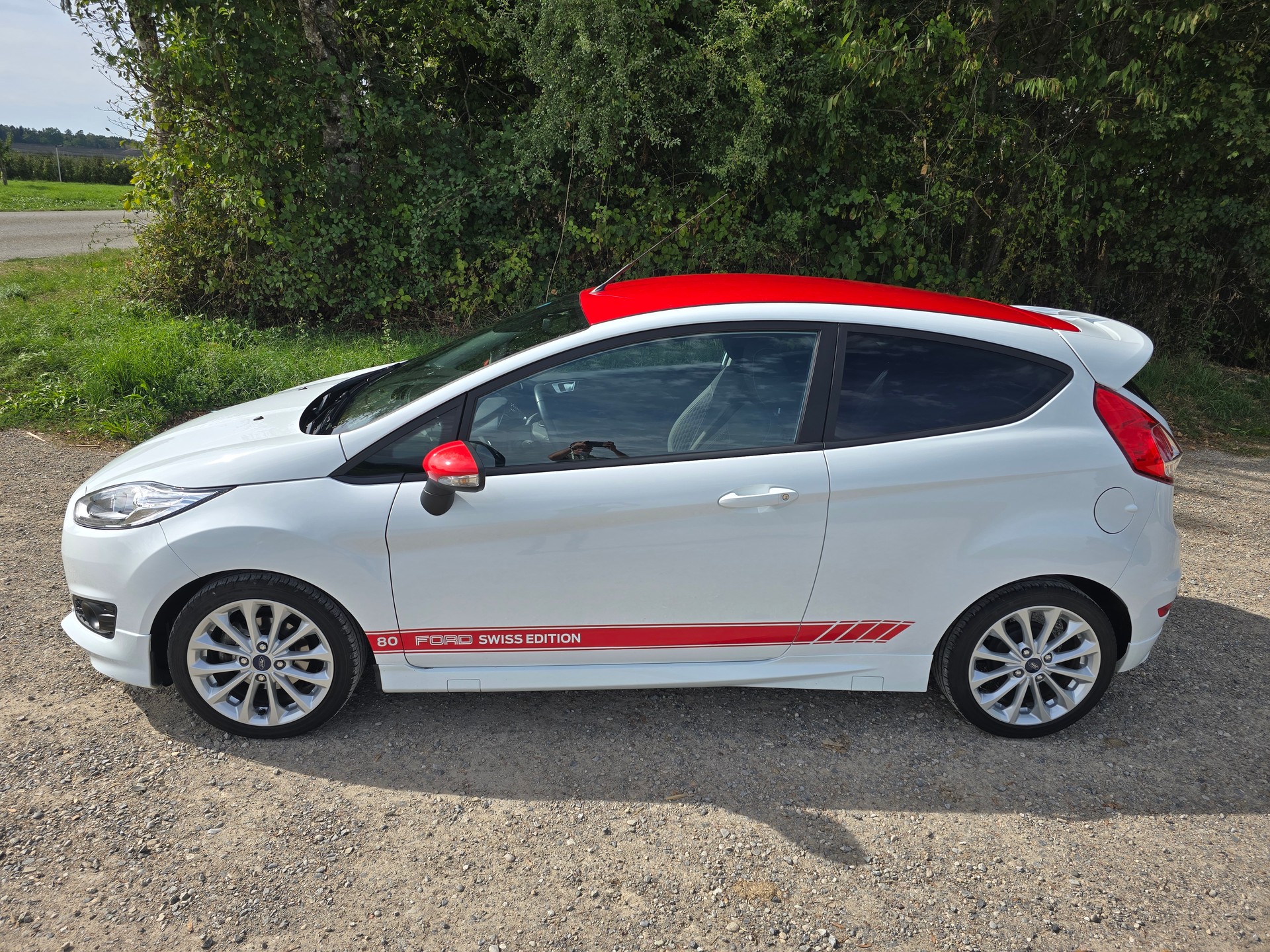FORD 1.0 EcoB 140 Swiss Edition-image-1