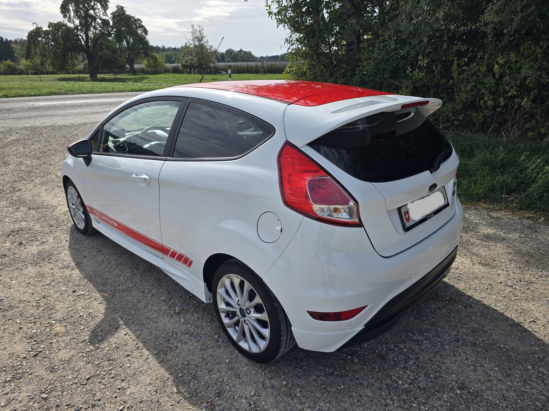 FORD 1.0 EcoB 140 Swiss Edition-image-2