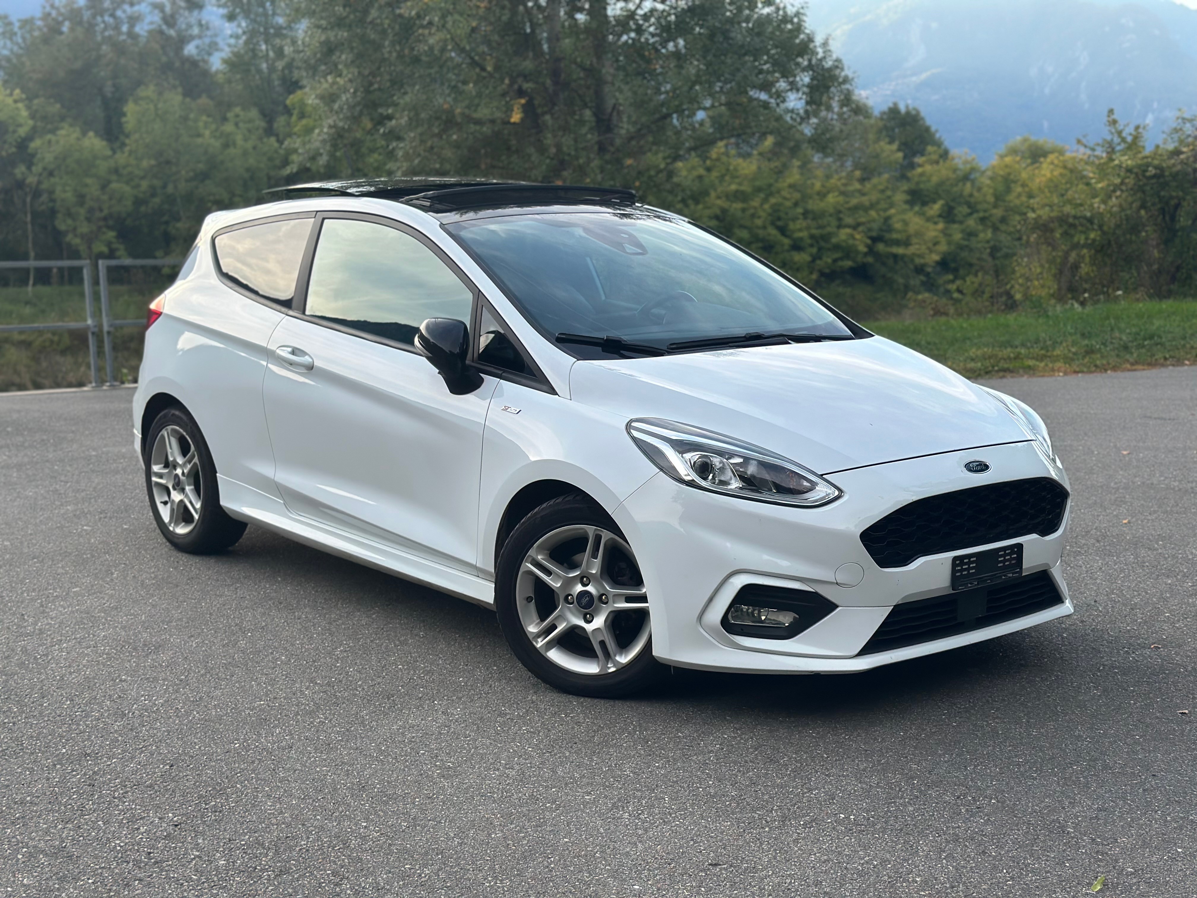 Car photo