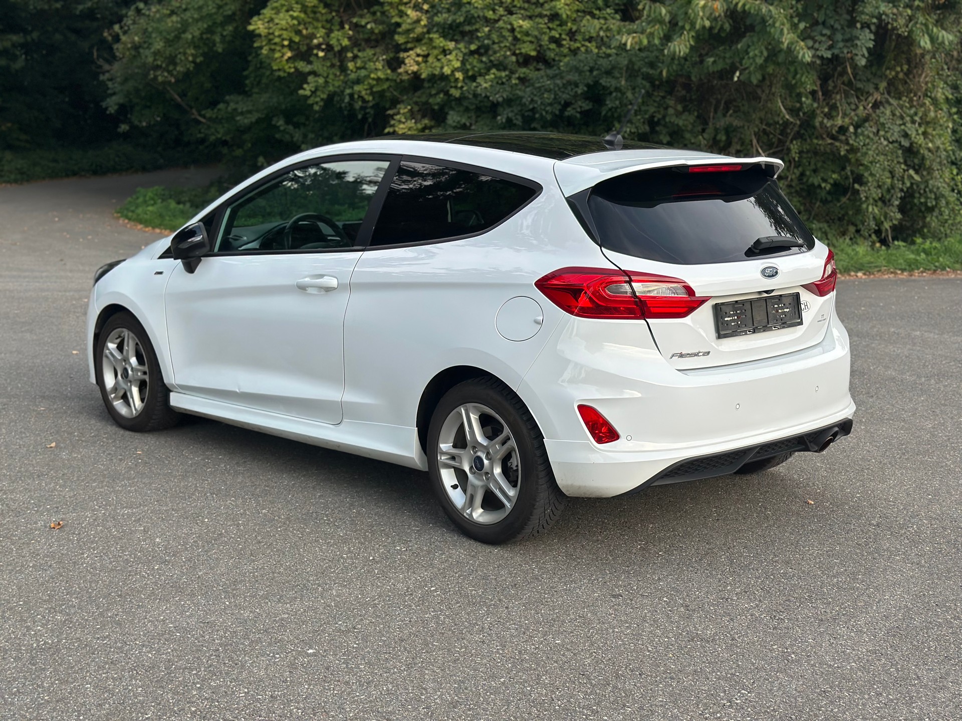 FORD Fiesta 1.0 SCTi ST Line-image-3