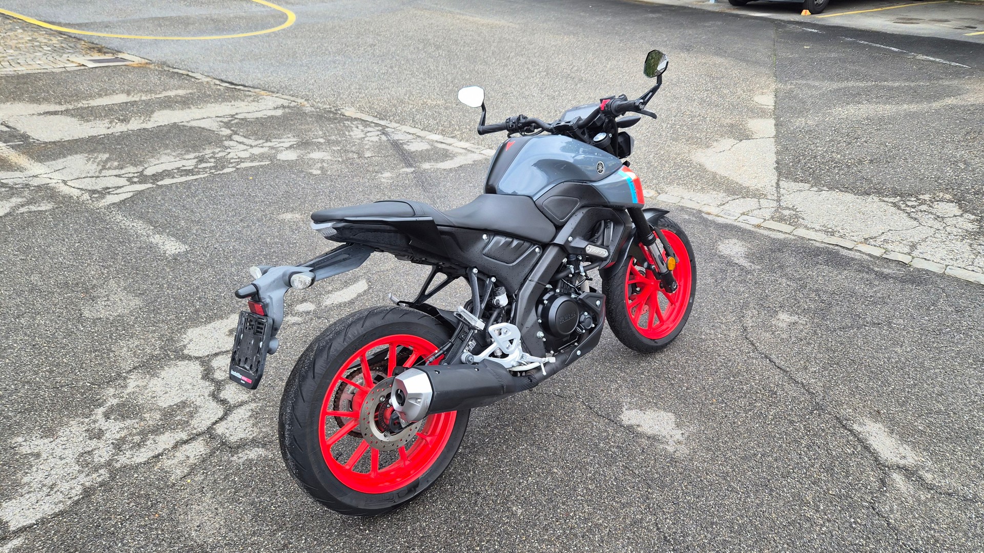 YAMAHA MT-125 ABS-image-7