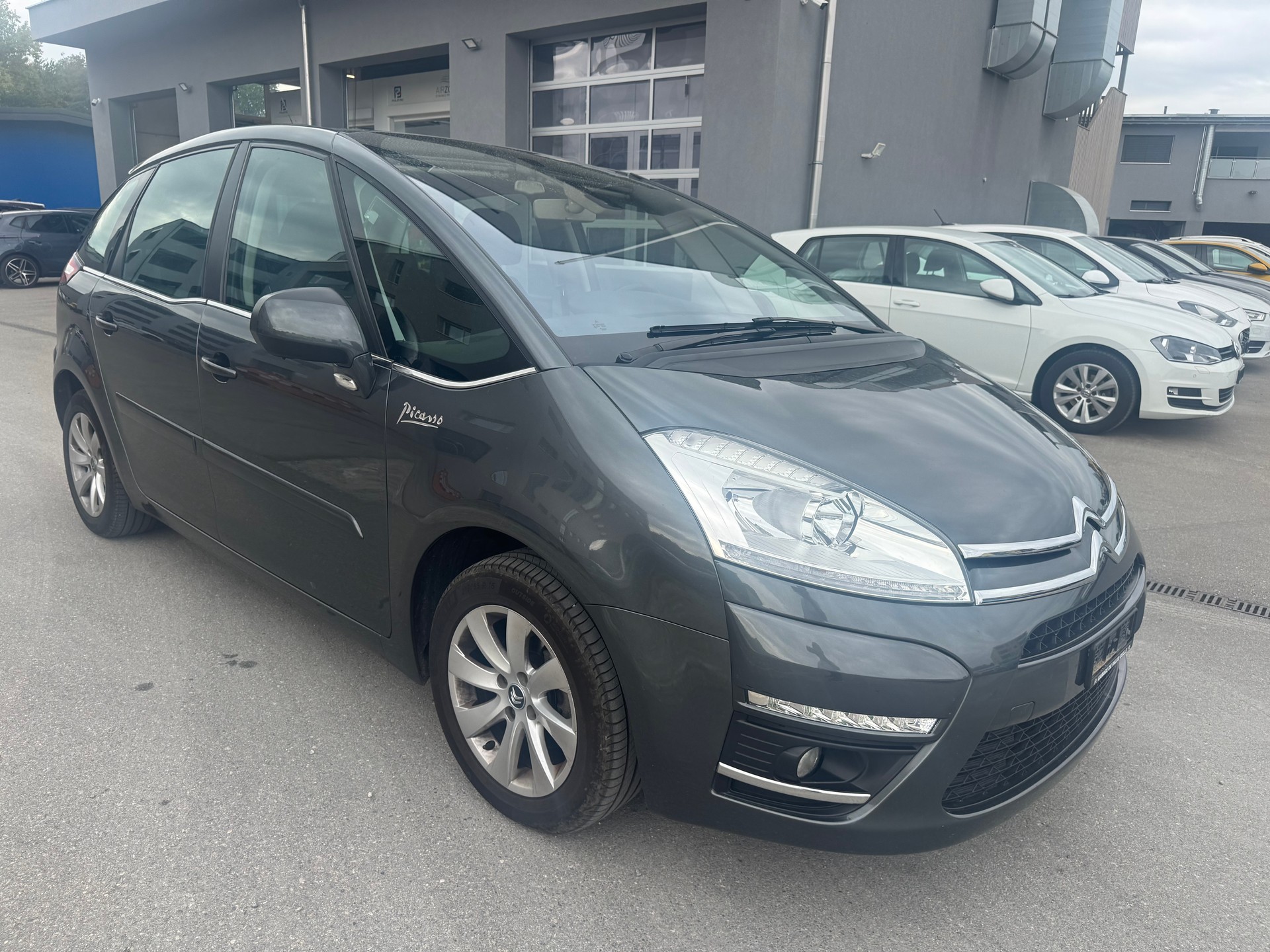 CITROEN C4 Picasso 1.6 HDI 16V Séduction EGS6-image-2