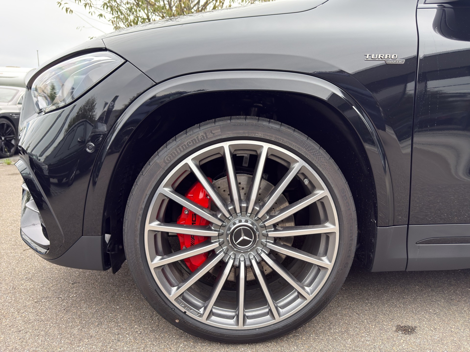 MERCEDES-BENZ GLA-Klasse H247 GLA 35 AMG 4matic-image-2