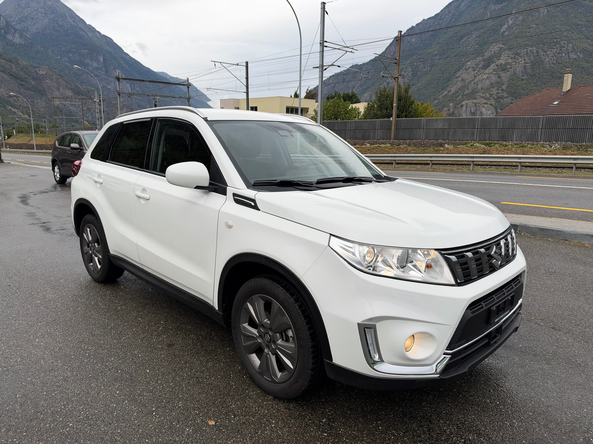 SUZUKI Vitara 1.4 Boosterjet Compact + Automatic-image-4
