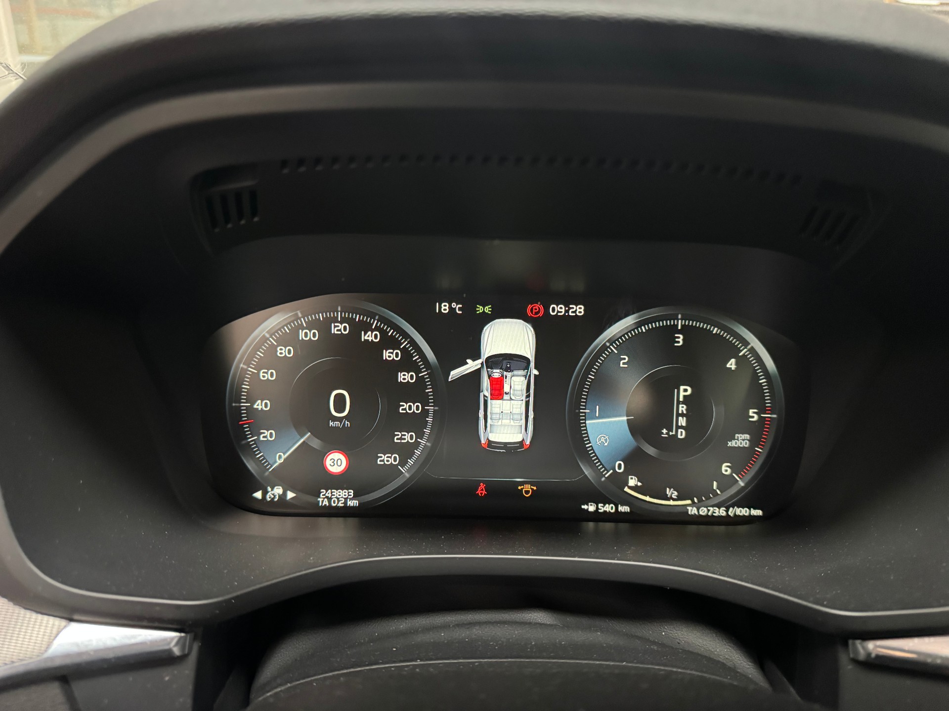 VOLVO XC60 D4 R-Design Geartronic-image-20