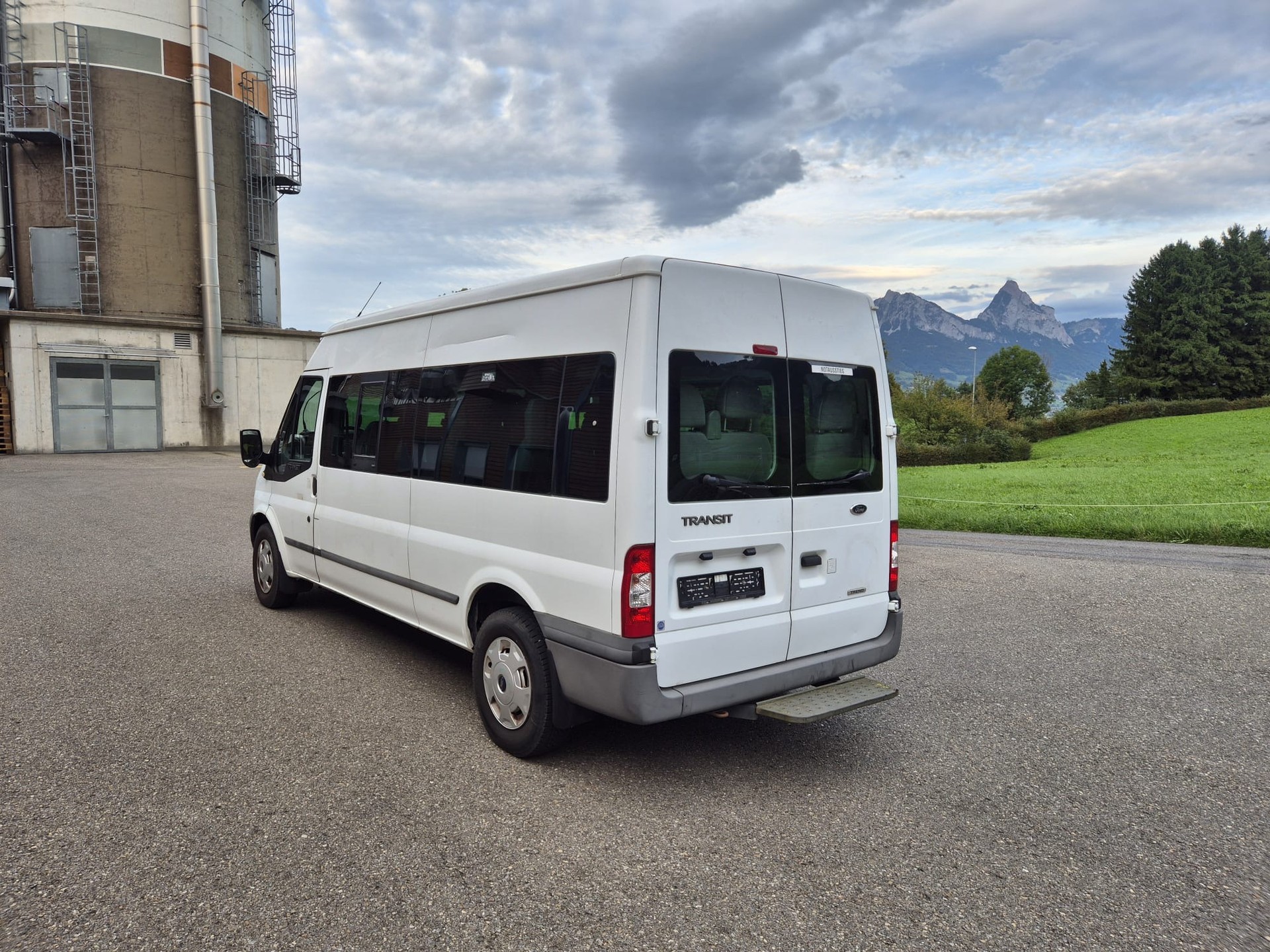 FORD Transit Bus M2 350L Trend-image-3