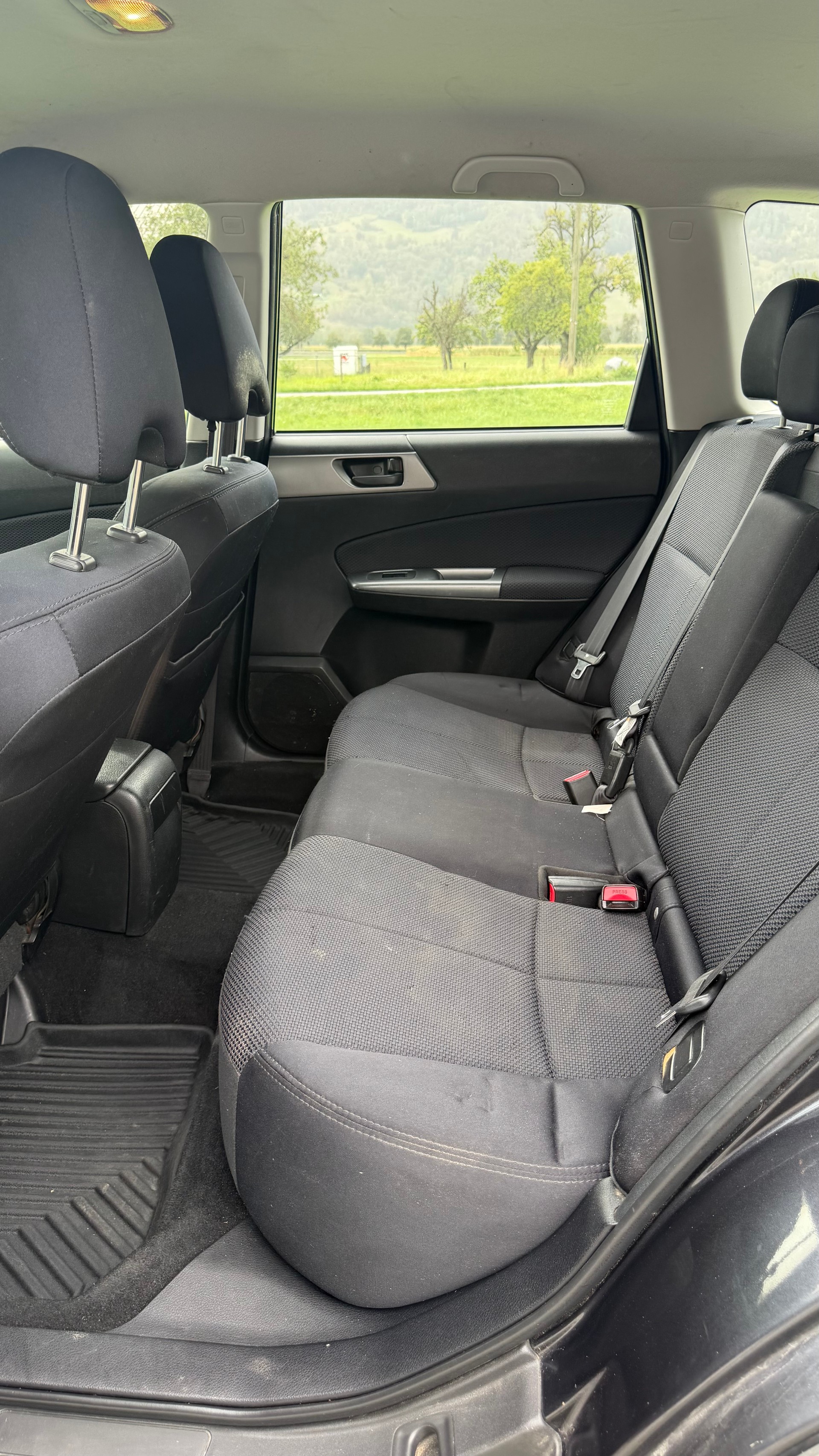 SUBARU Forester 2.0X Swiss Special-image-14