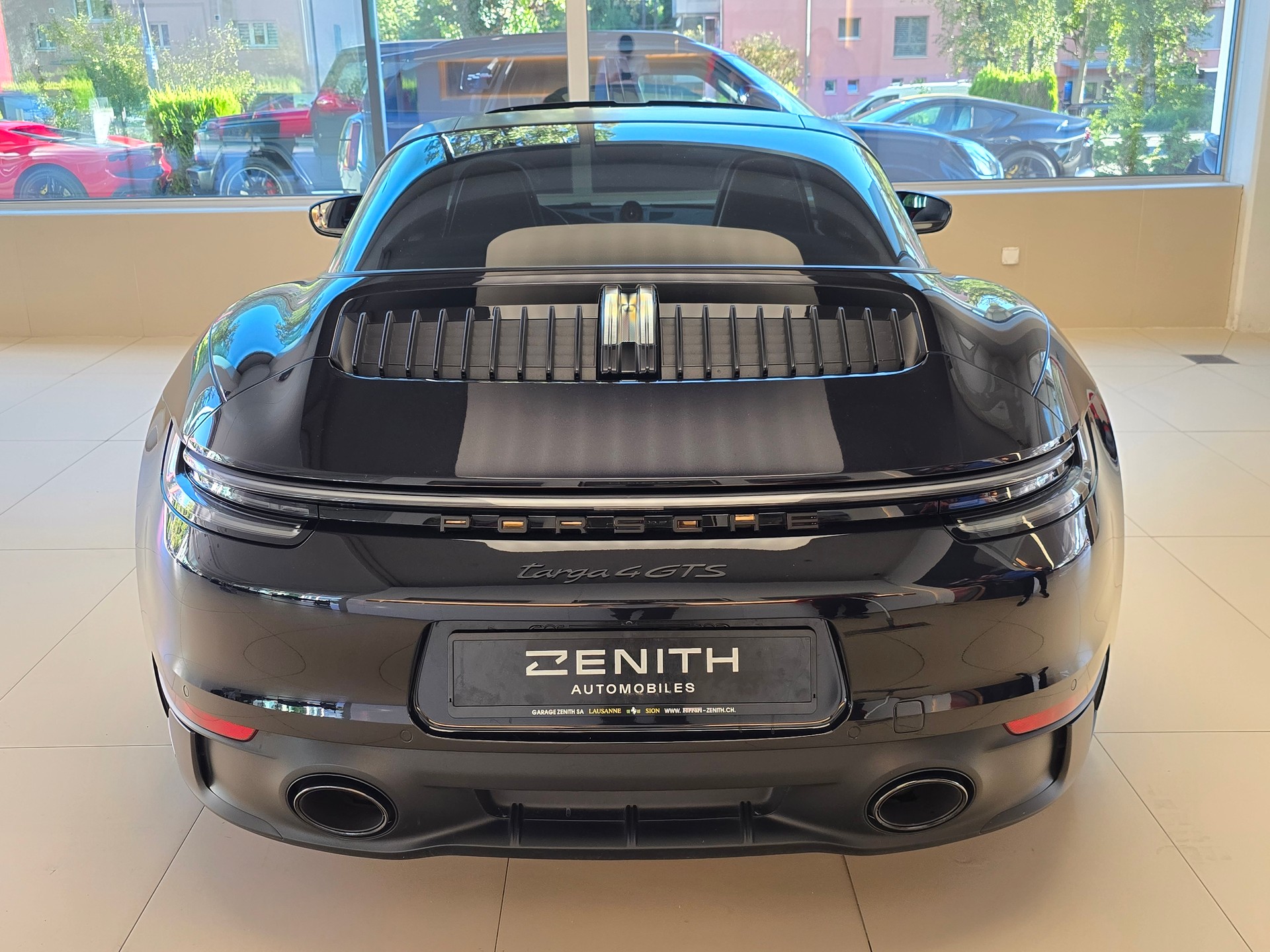 PORSCHE 911 Targa 4 GTS PDK-image-5