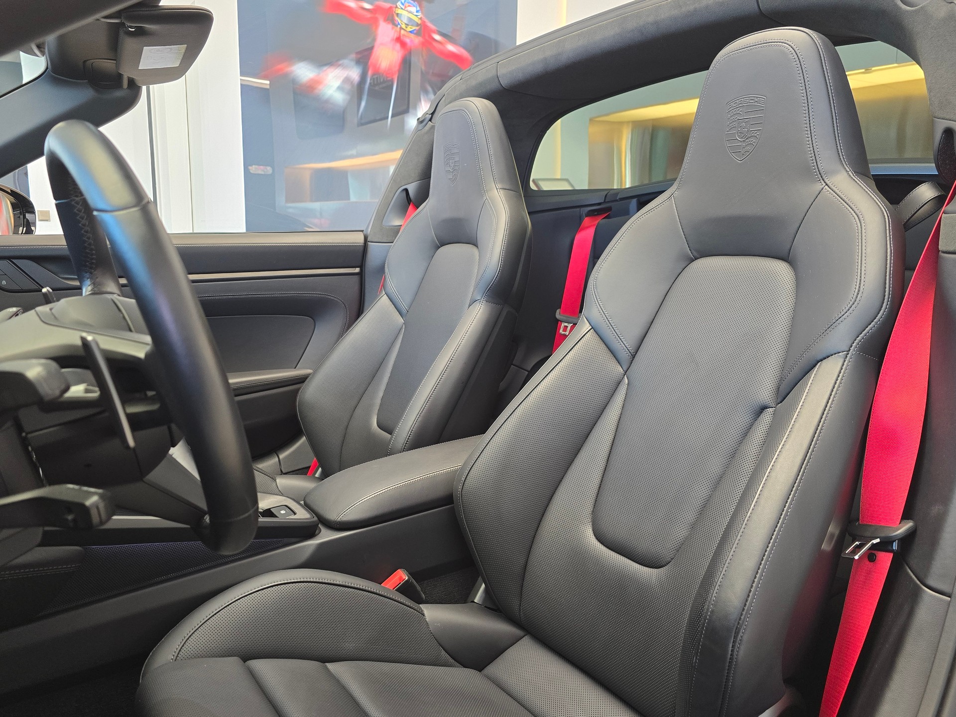 PORSCHE 911 Targa 4 GTS PDK-image-10