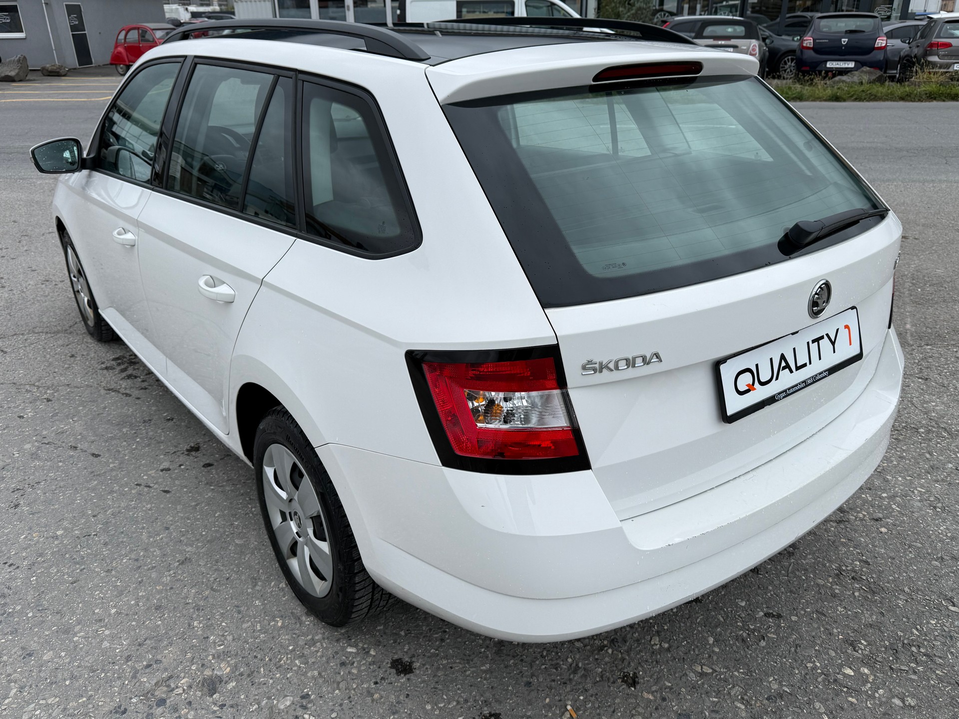 SKODA Fabia 1.2 TSI Ambition DSG-image-2