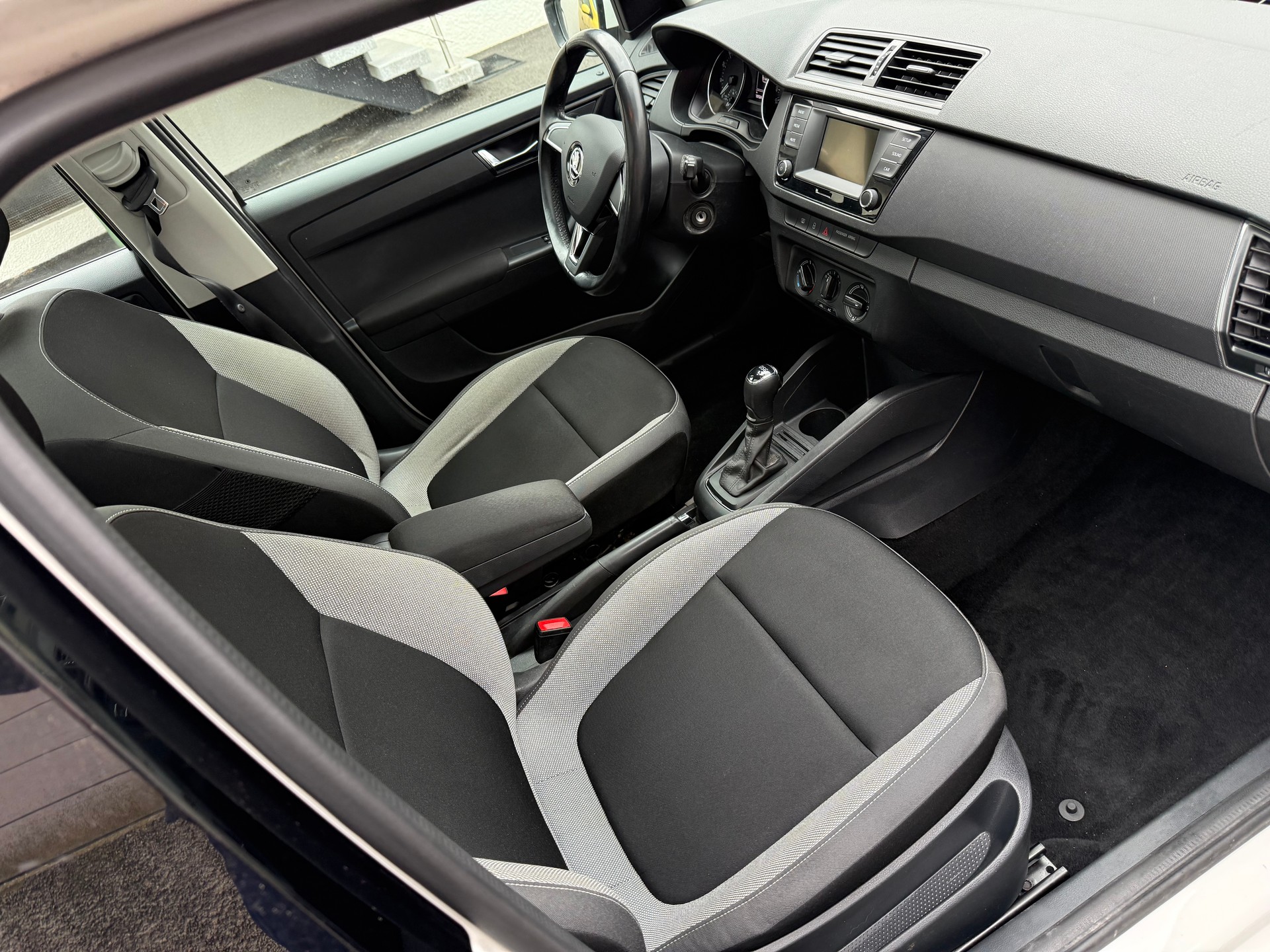 SKODA Fabia 1.2 TSI Ambition DSG-image-8