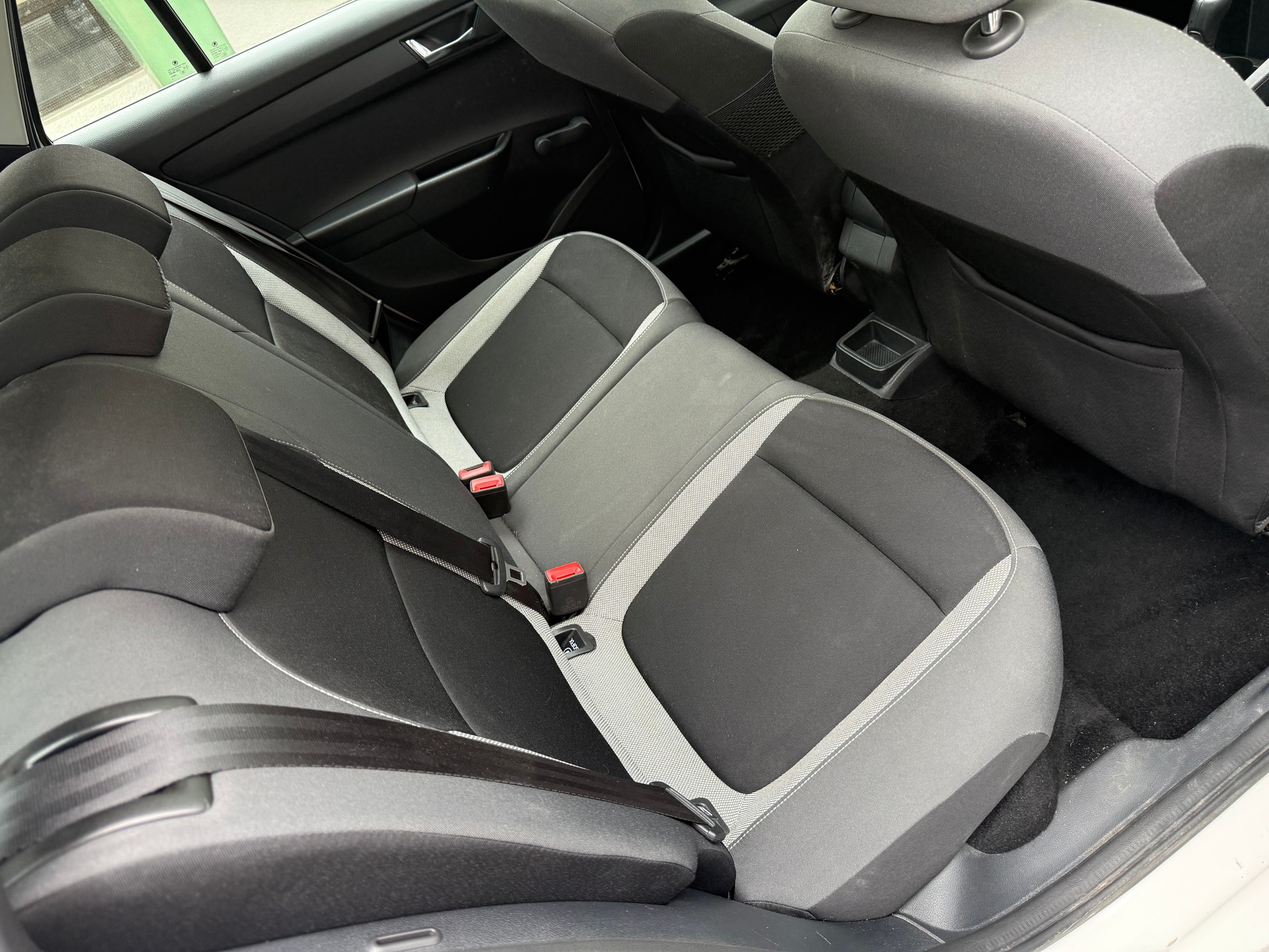 SKODA Fabia 1.2 TSI Ambition DSG-image-9