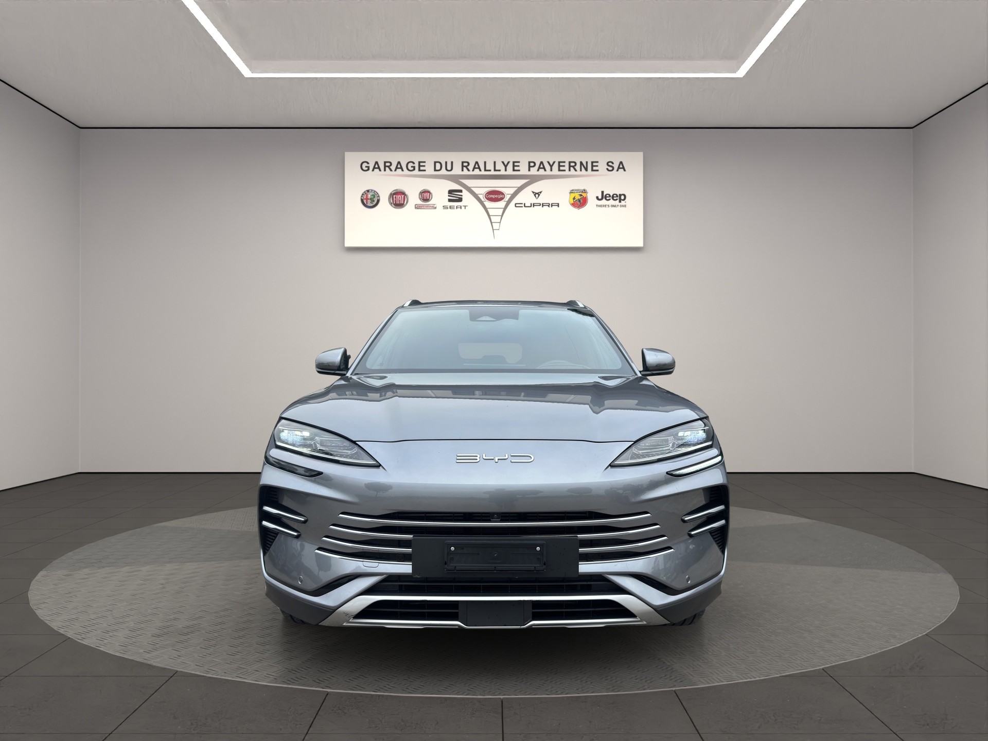 BYD Seal U DM-i Design AWD-image-0