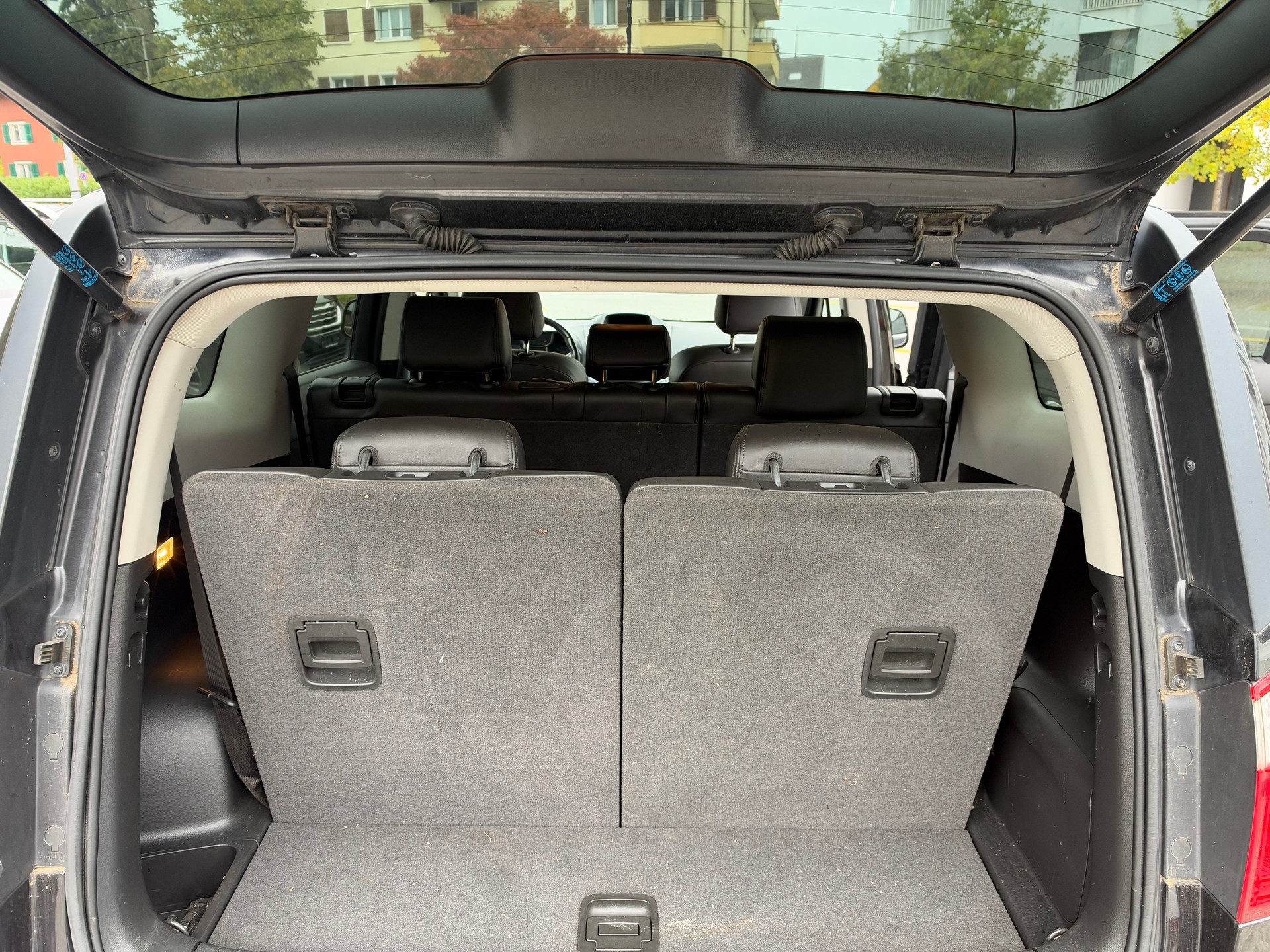 CHEVROLET Orlando 2.0 VCDi LTZ Automatic-image-6