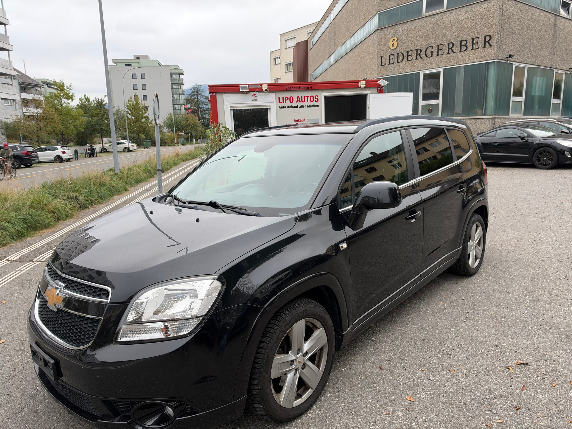 CHEVROLET Orlando 2.0 VCDi LTZ Automatic-image-1
