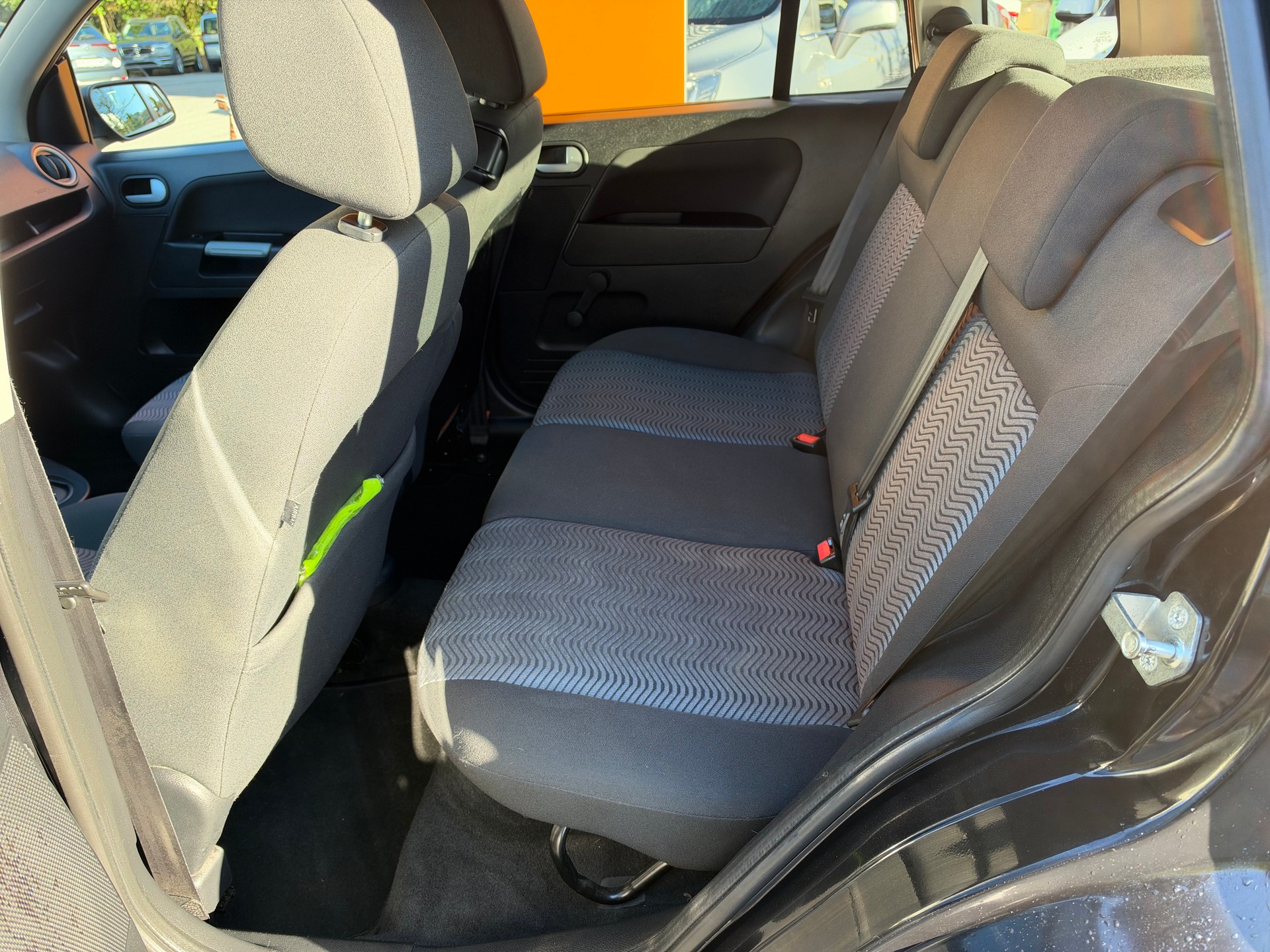 FORD Fusion 1.6 16V Plus-image-6