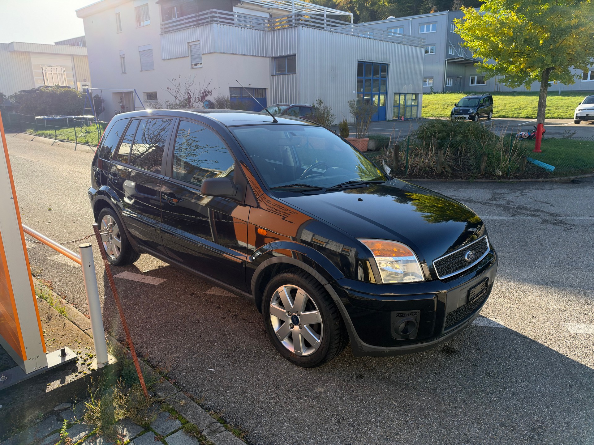 FORD Fusion 1.6 16V Plus-image-1