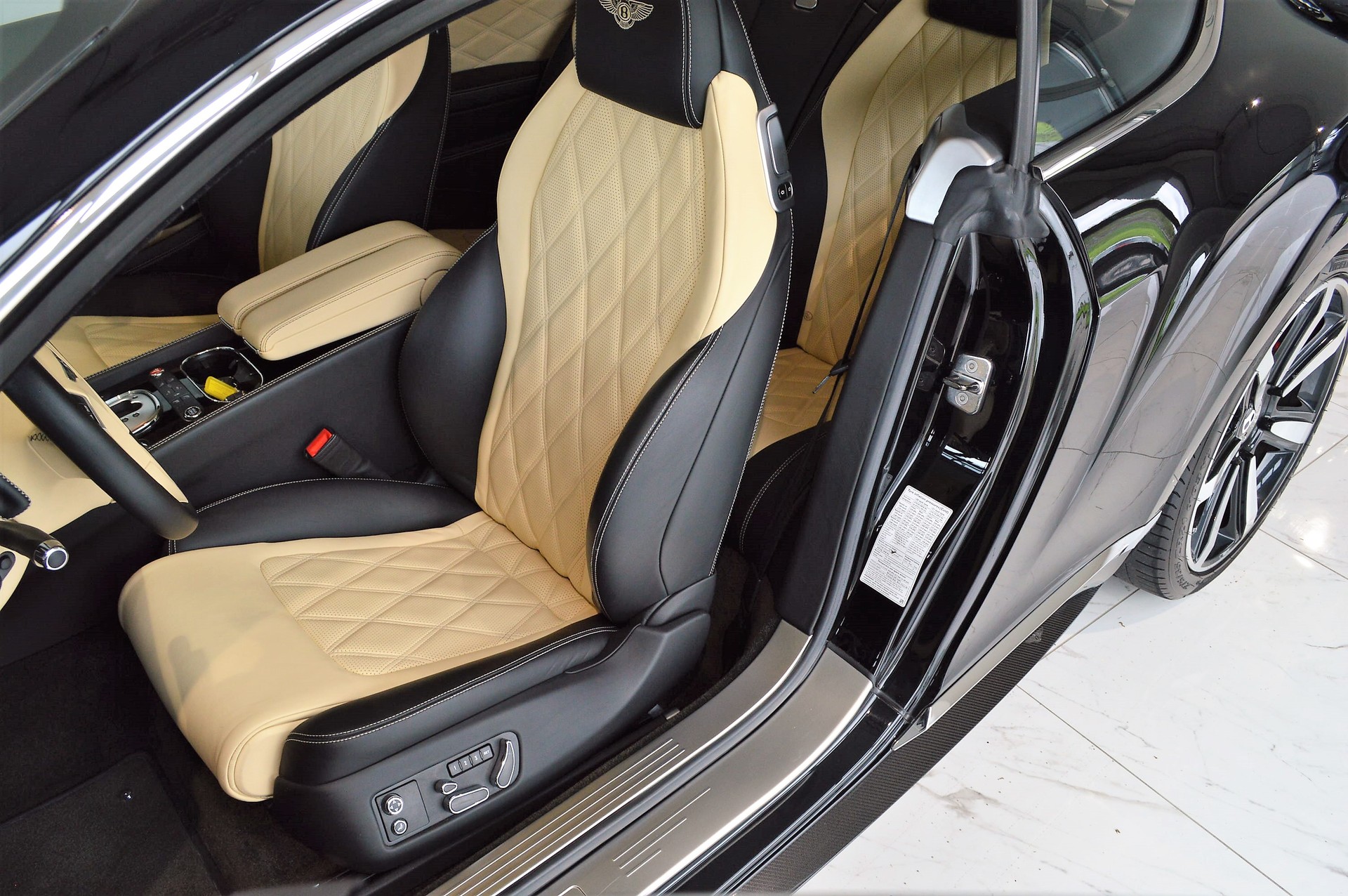 BENTLEY Continental GT Speed 6.0 W12-image-6