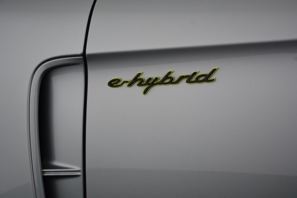PORSCHE Panamera Turbo S E-Hybrid Turismo PDK-image-28