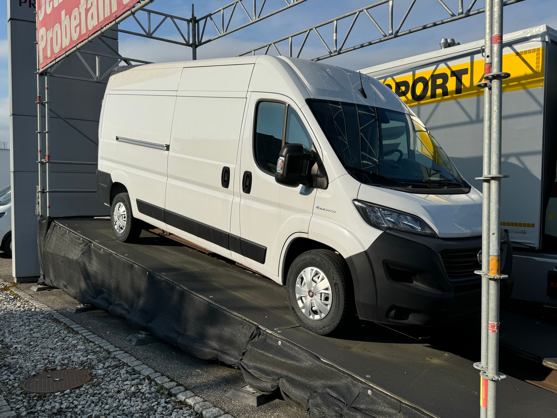 FIAT E-Ducato 35 47kWh L3H2-image-1