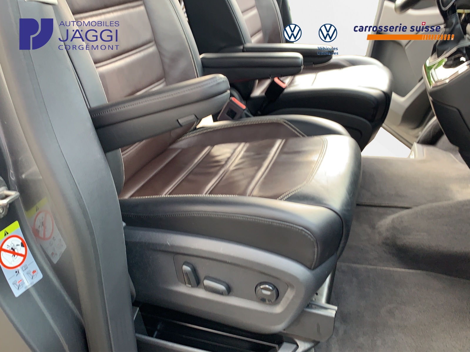 VW Multivan 2.0TDI/204cv/ H.Lib. 4x4 ,6places / 4 sièges enfant / cuir/-image-11