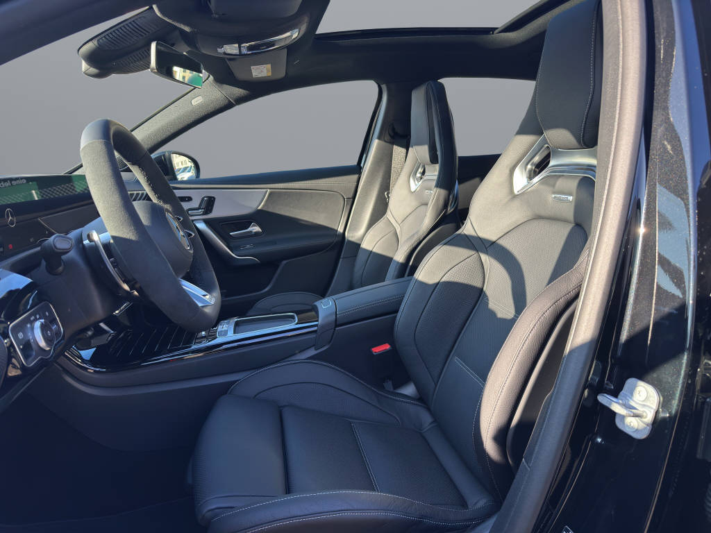 MERCEDES-BENZ A 45 S AMG 4matic+-image-7