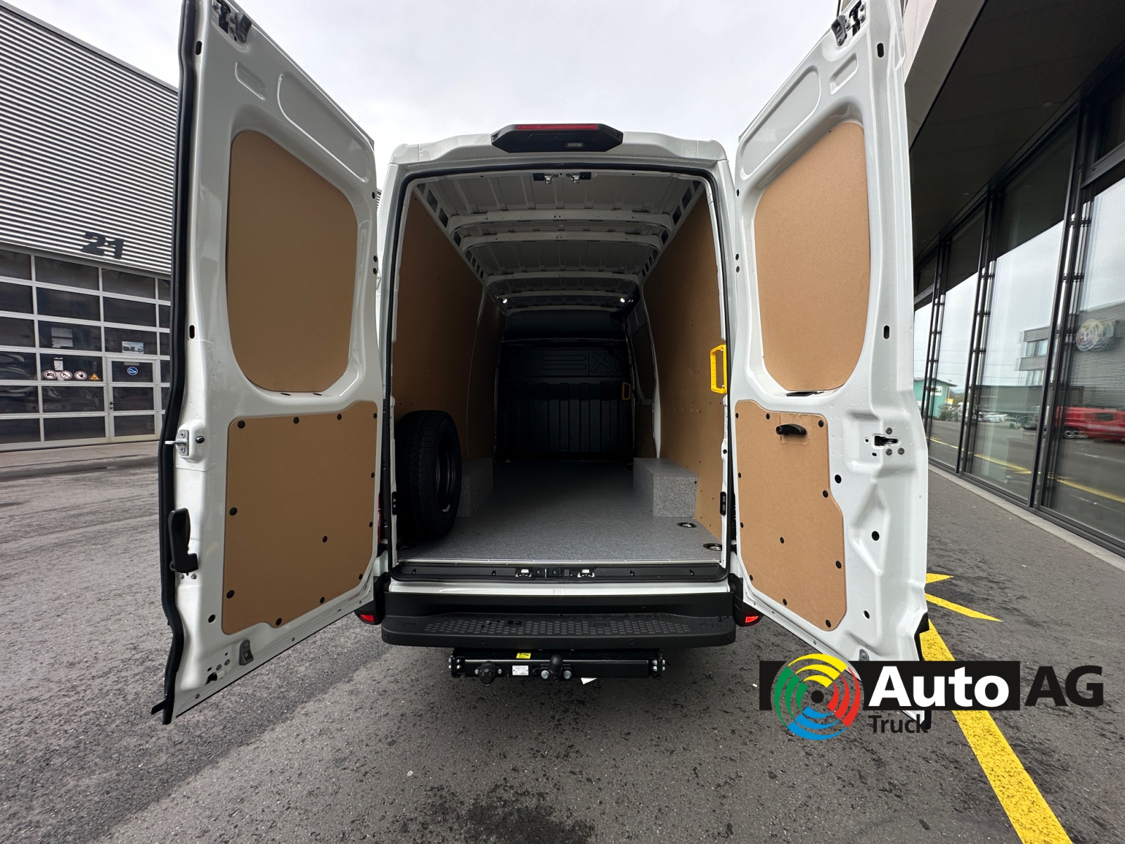 IVECO 35s18v eco-image-7