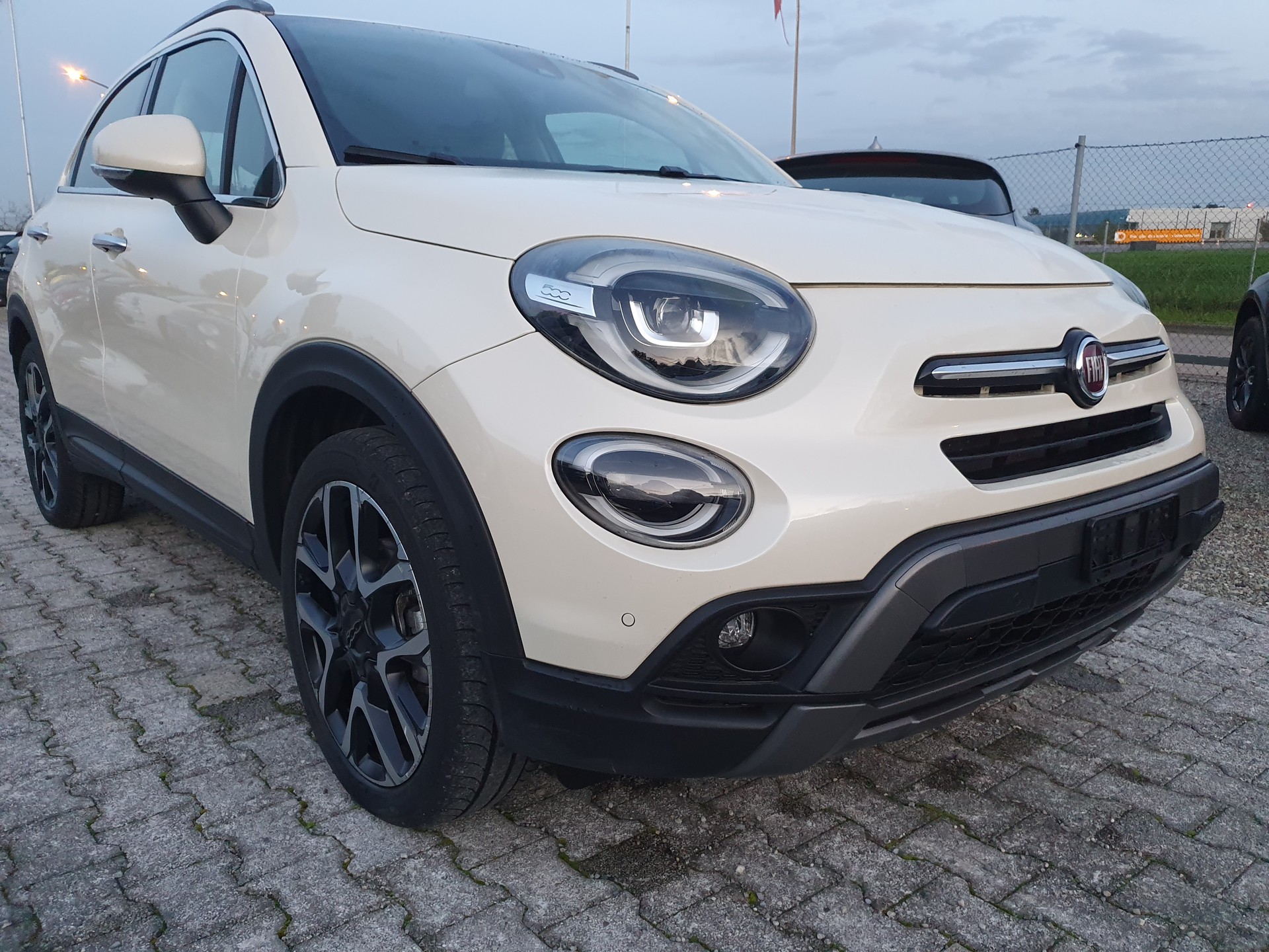 FIAT 500X 1.3 GSE City Cross-image-1