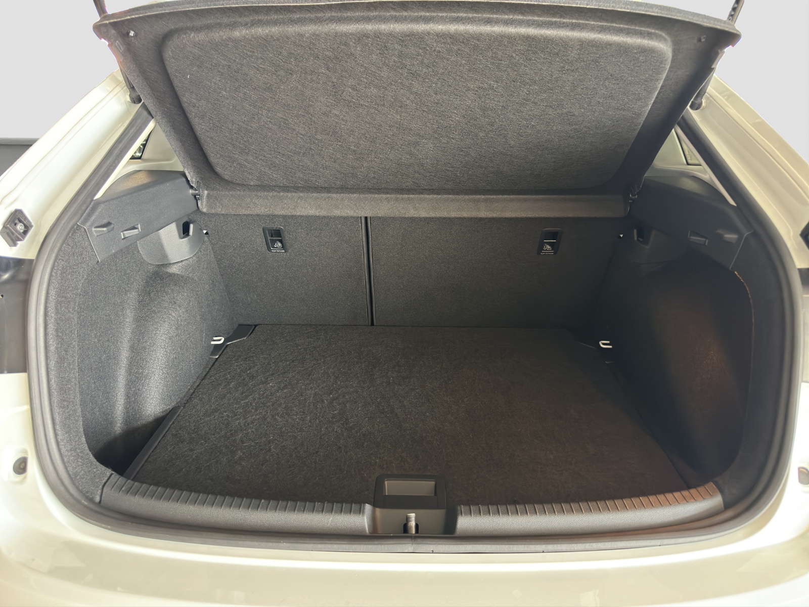 VW Taigo 1.0 TSI Life DSG-image-9