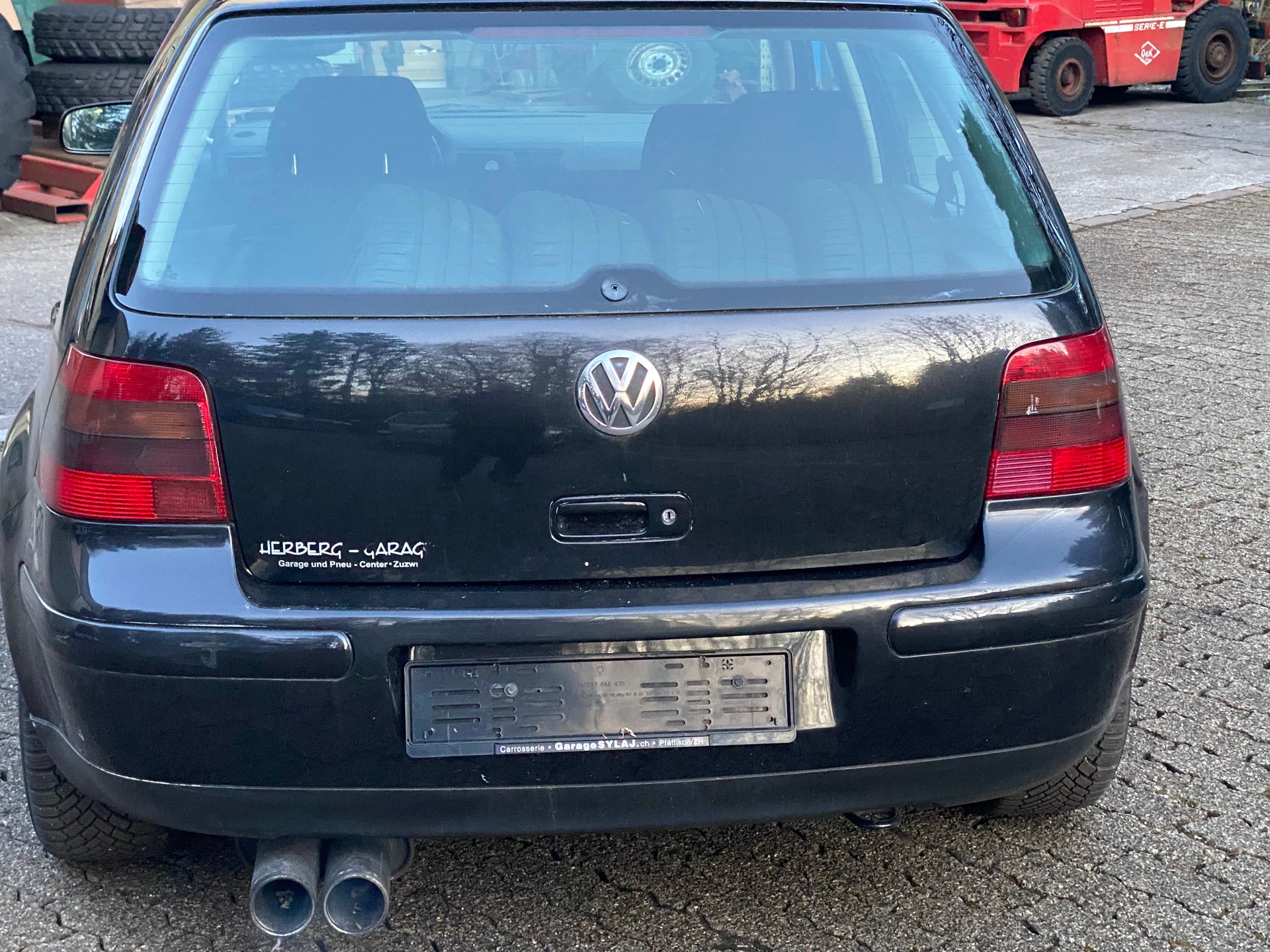 VW Golf 1.9 TDI PD GTI-image-2