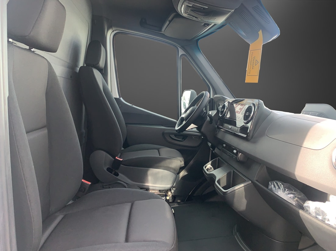 MERCEDES-BENZ Sprinter 420 Pro CH L 4325mm-image-11