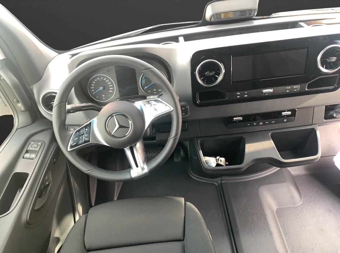 MERCEDES-BENZ Sprinter 420 Pro CH L 4325mm-image-10