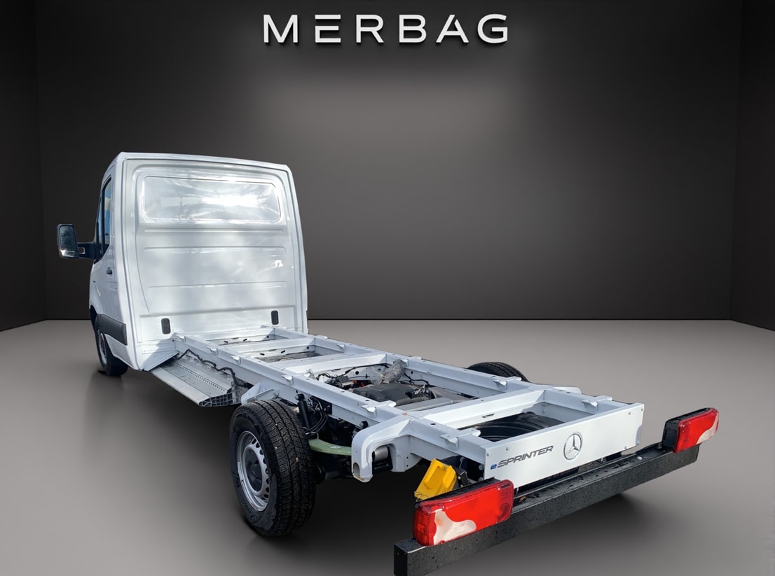 MERCEDES-BENZ Sprinter 420 Pro CH L 4325mm-image-5