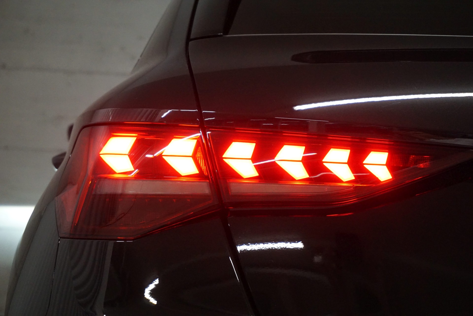 AUDI S3 Sportback TFSI quattro S-tronic-image-6