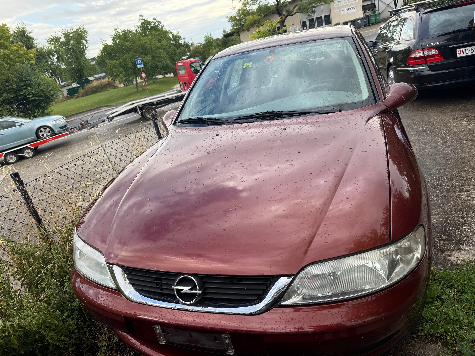 OPEL Vectra 2.0i 16V Sport