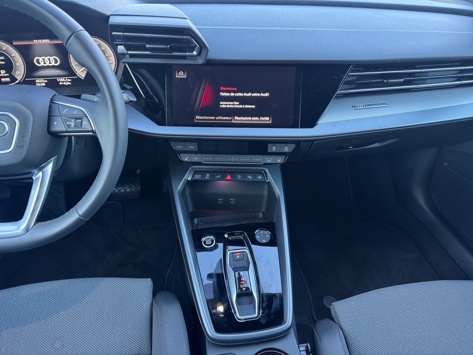 AUDI A3 Sportback 40 TFSI e advanced Attraction S-tronic-image-10