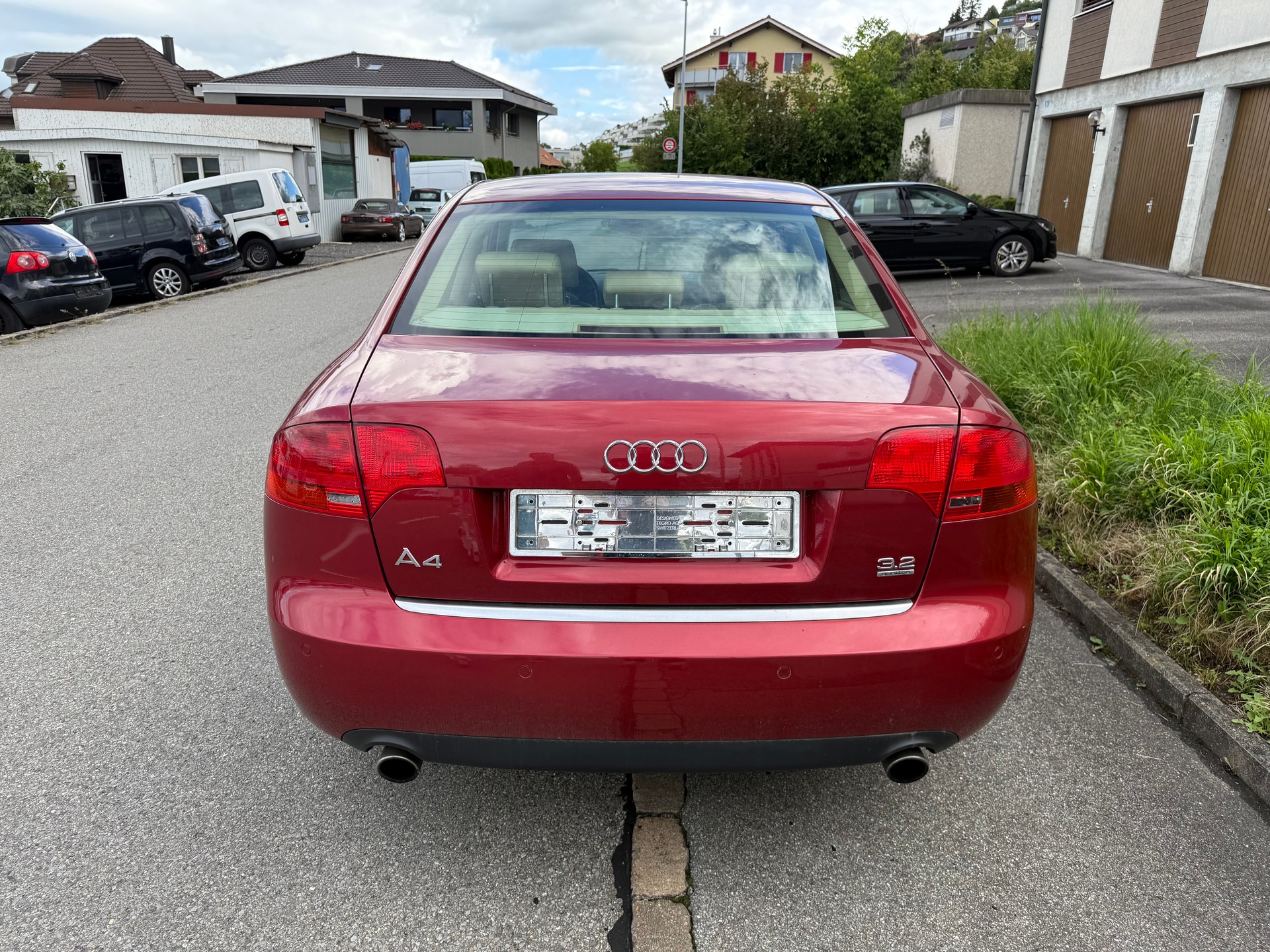 AUDI A4 3.2 FSI quattro-image-5