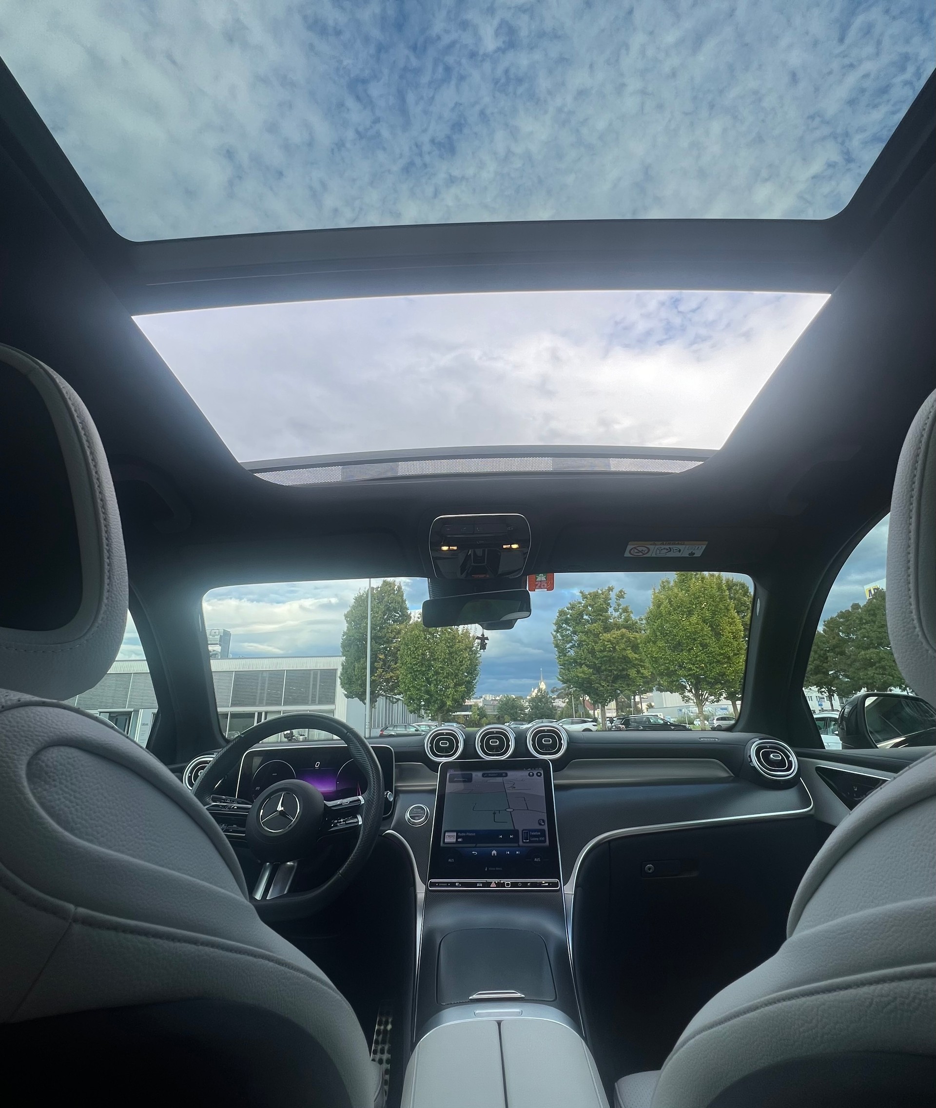 MERCEDES-BENZ GLC 220 d 4Matic 9G-Tronic AMG-Line (Leasing möglich)-image-5