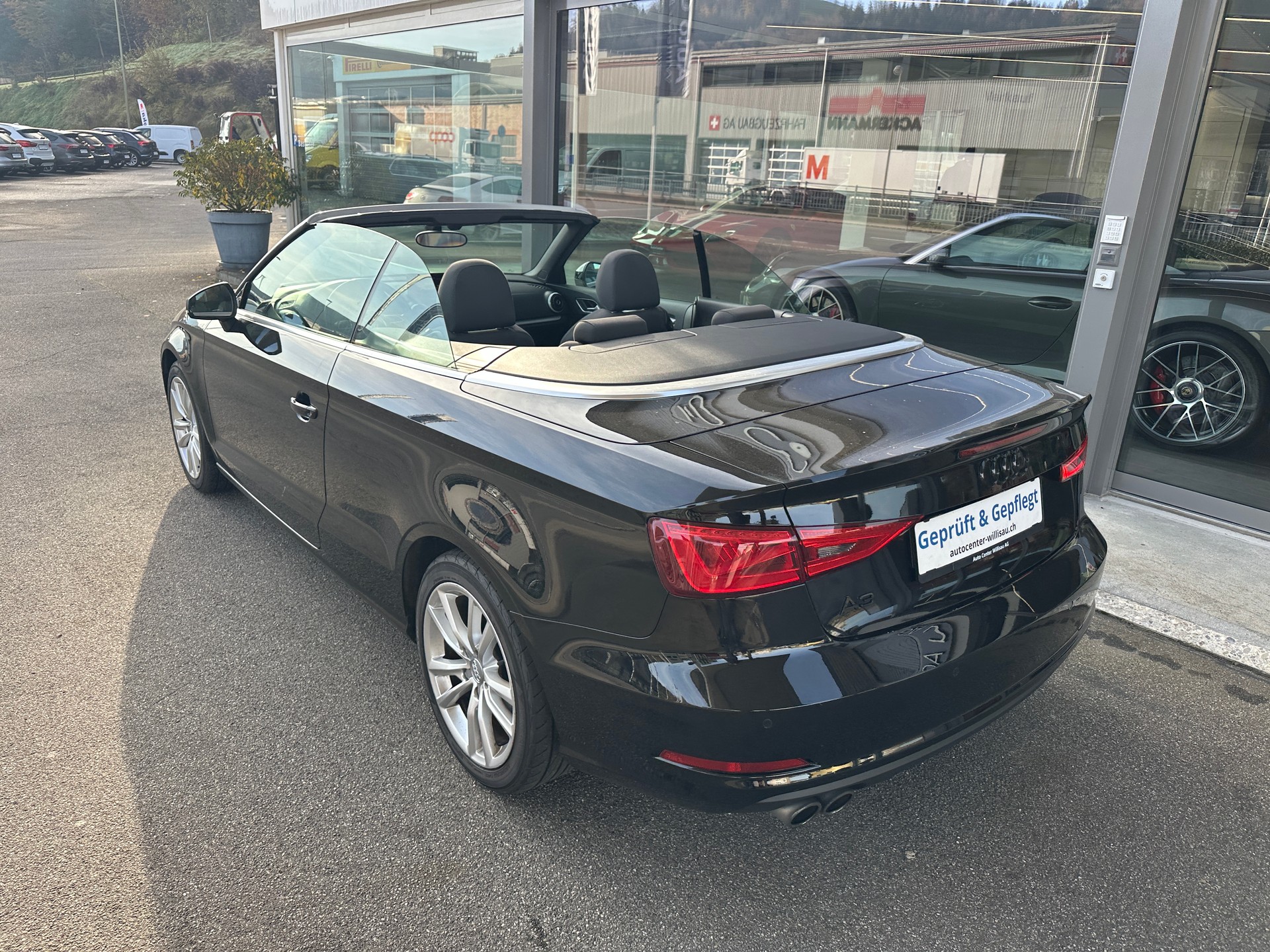 AUDI A3 Cabriolet 1.4 TFSI Ambition-image-8
