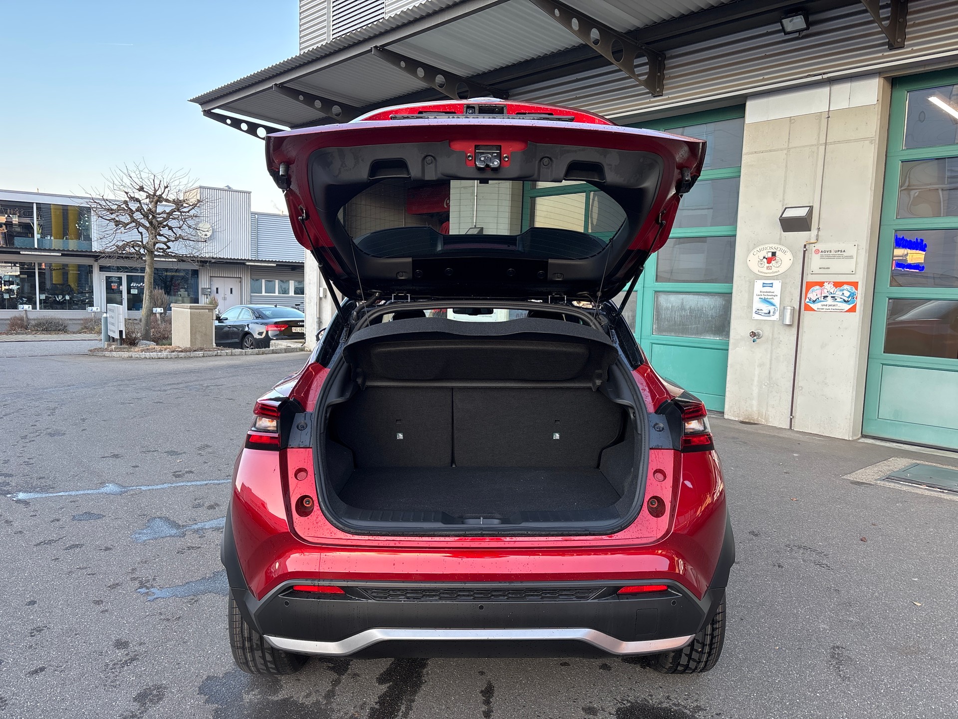 NISSAN Juke 1.6 FHEV N-Design-image-16