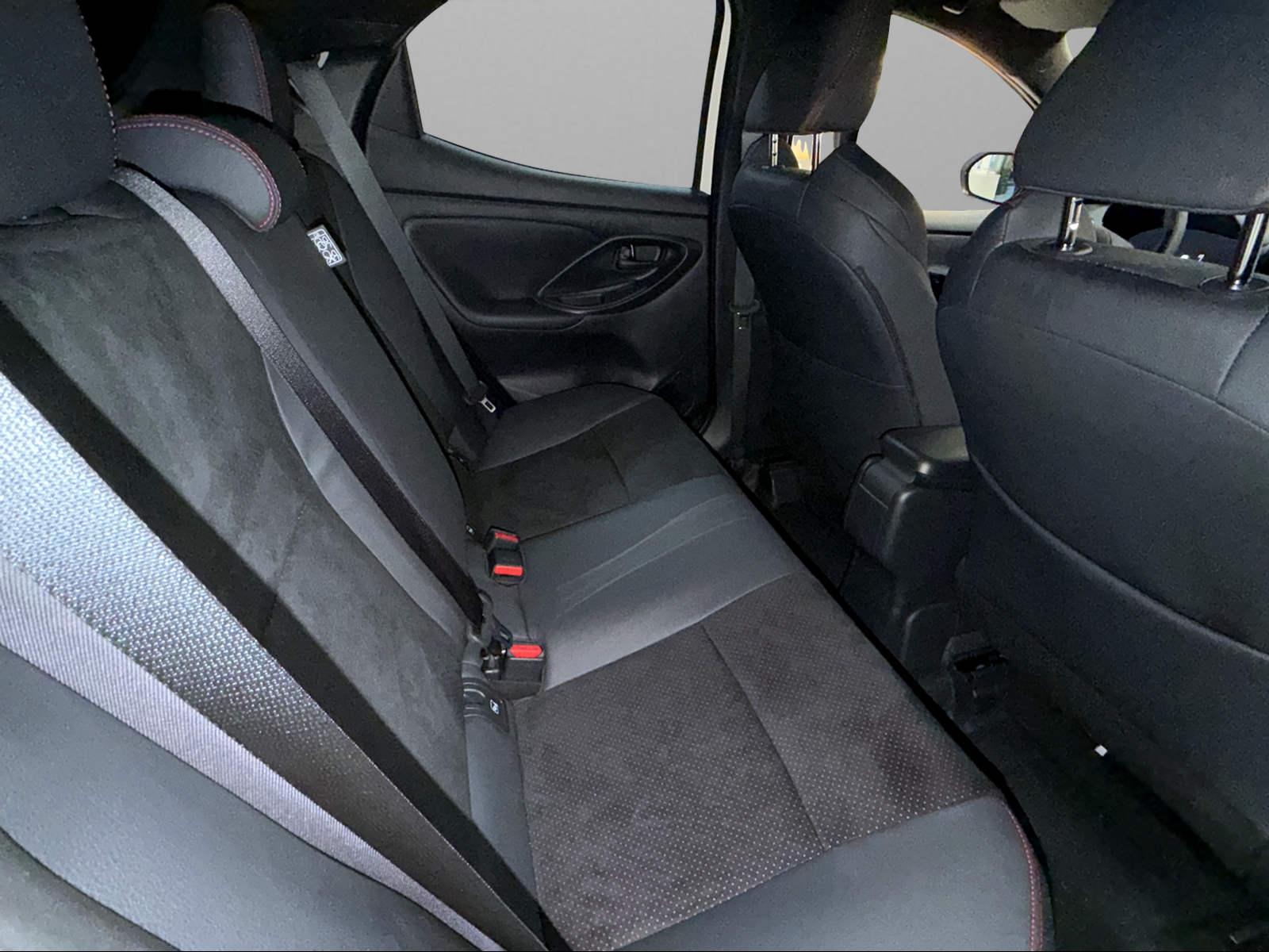 TOYOTA Yaris 1.5 VVT-i HSD GR Sport-image-8